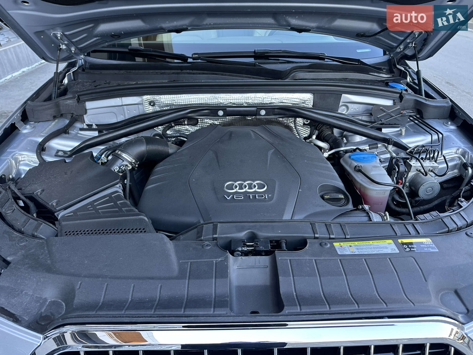 Audi Q5 2015 VIN WA1VMBFP1FA111714 фото оголошення 45 з 48