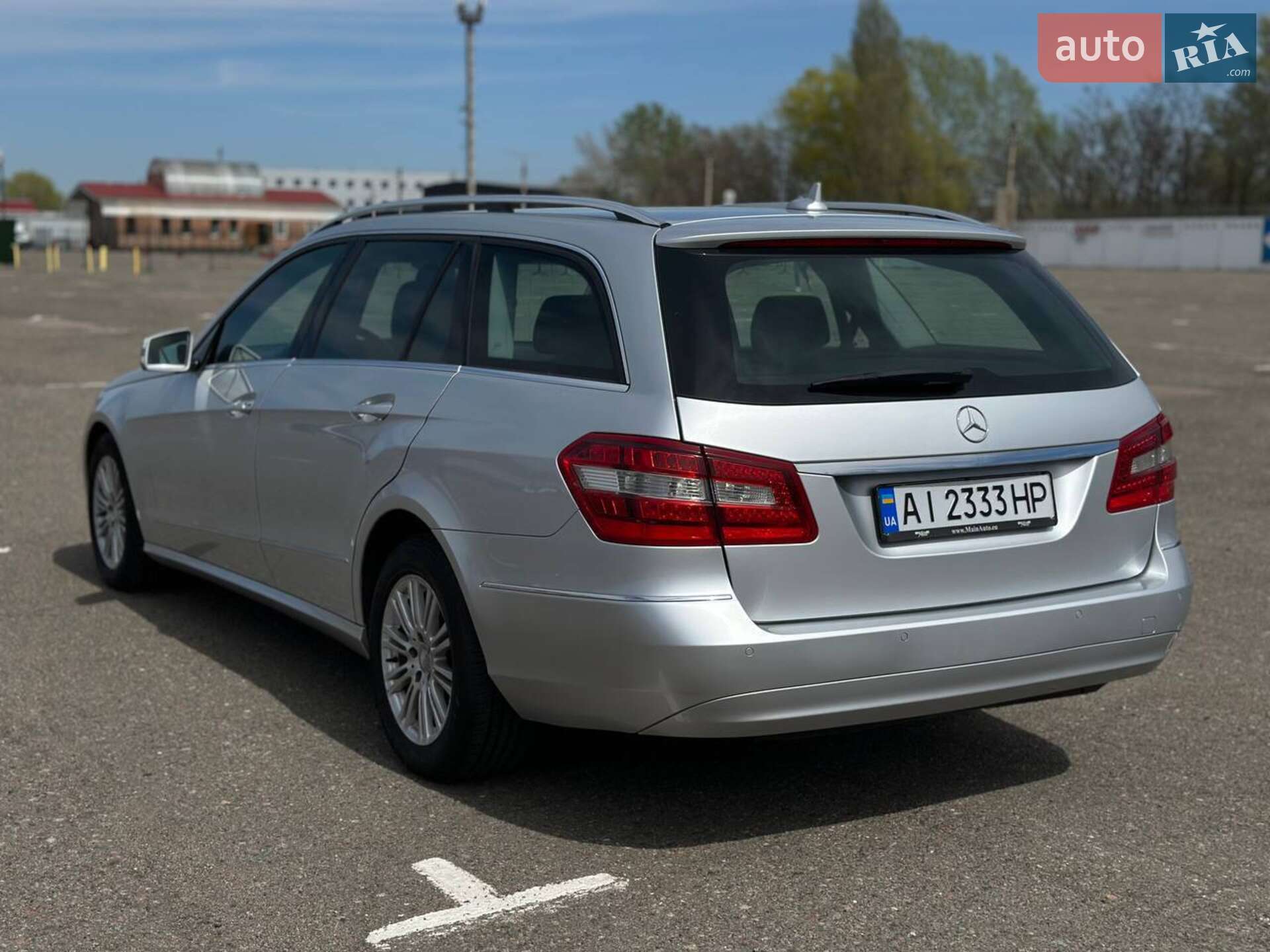 Mercedes-Benz E-Class 2011 VIN WDD2122021A493761 фото оголошення 7 з 11