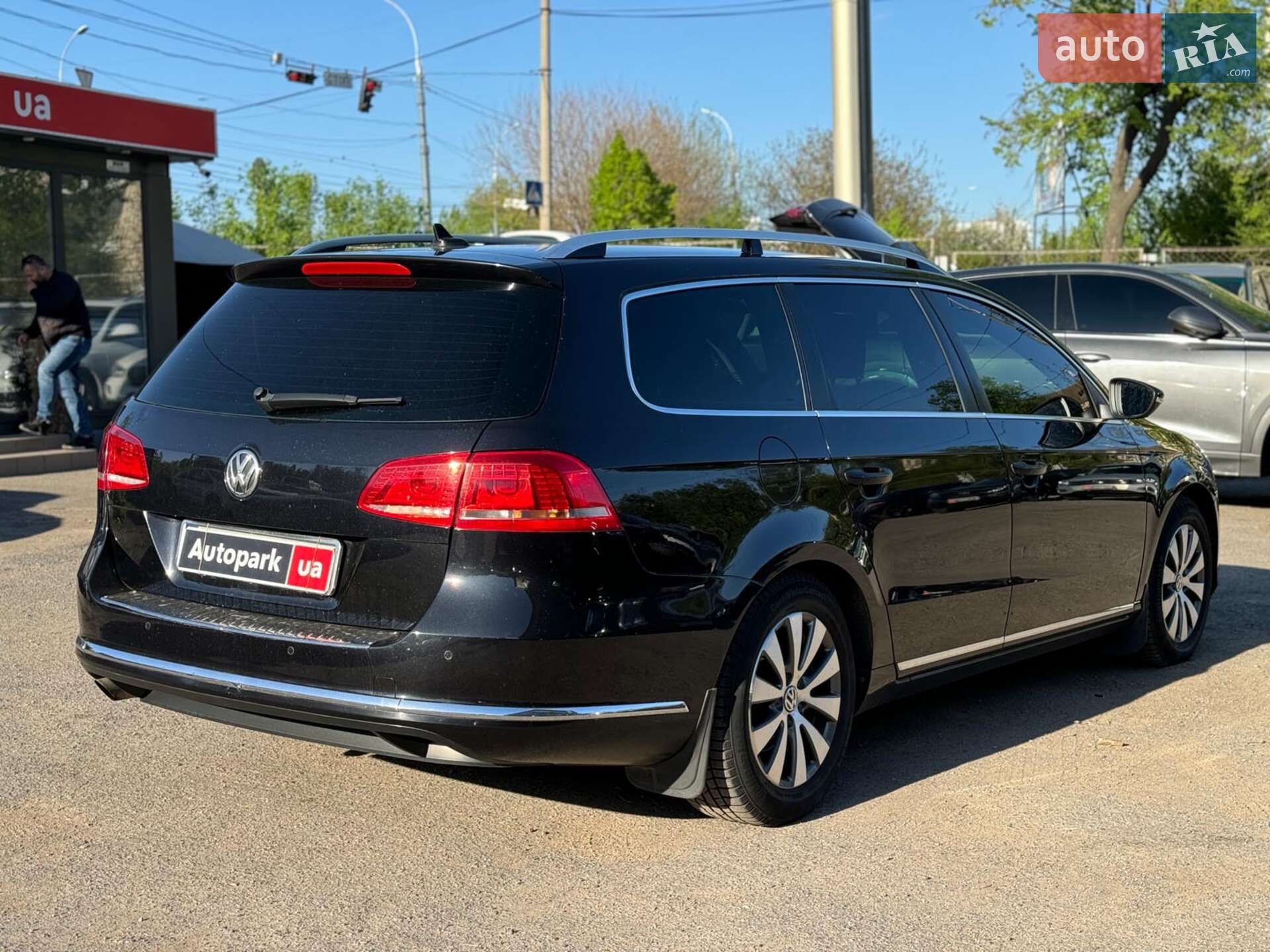 Volkswagen Passat 2011 VIN WVWZZZ3CZCE058402 фото оголошення 7 з 23