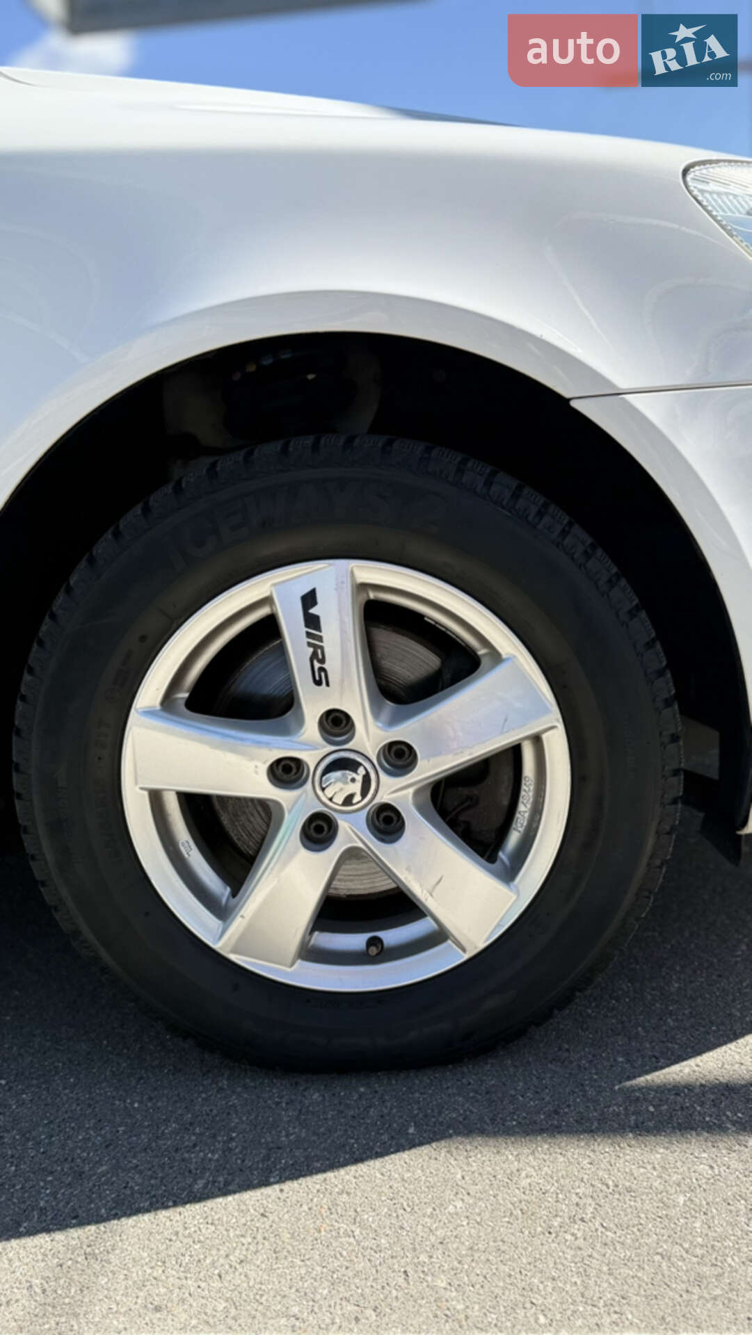 Skoda Octavia 2013 VIN TMBHE61ZXD2140152 фото оголошення 16 з 36