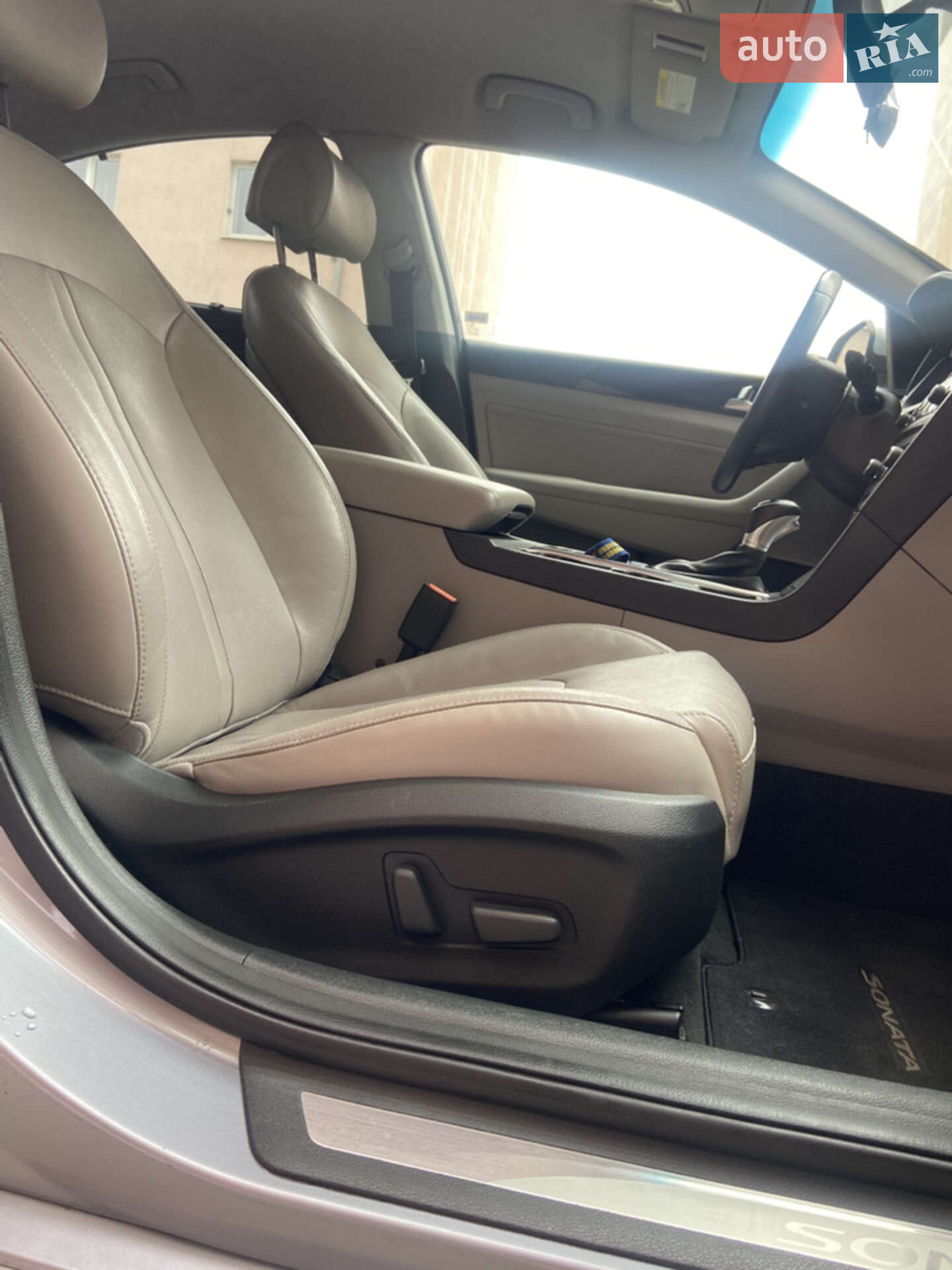 Hyundai Sonata 2016 VIN KMHE34L17HA050971 фото оголошення 19 з 19