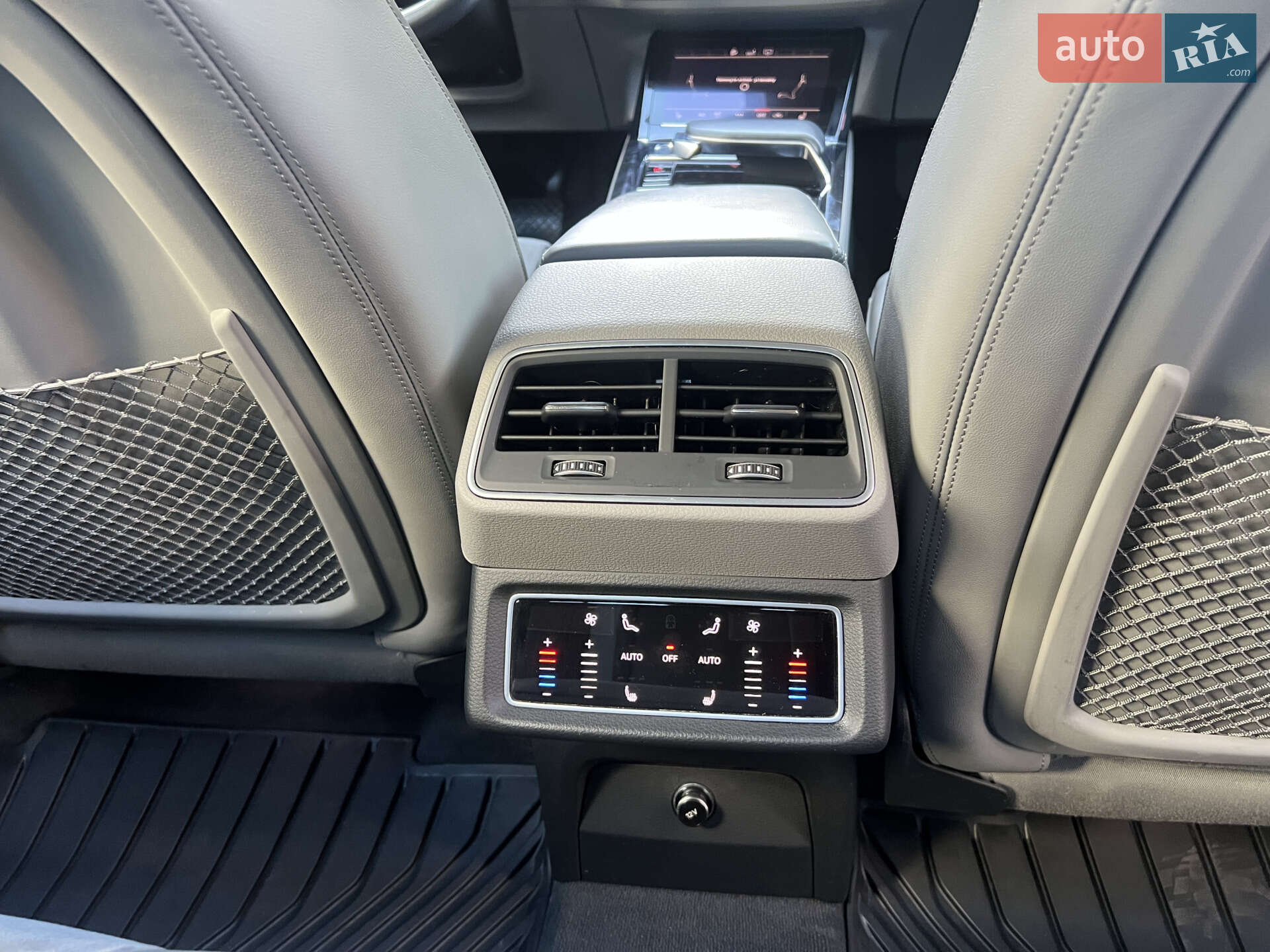 Audi e-tron Sportback 2020 VIN WAUZZZGE7LB037085 фото оголошення 10 з 47