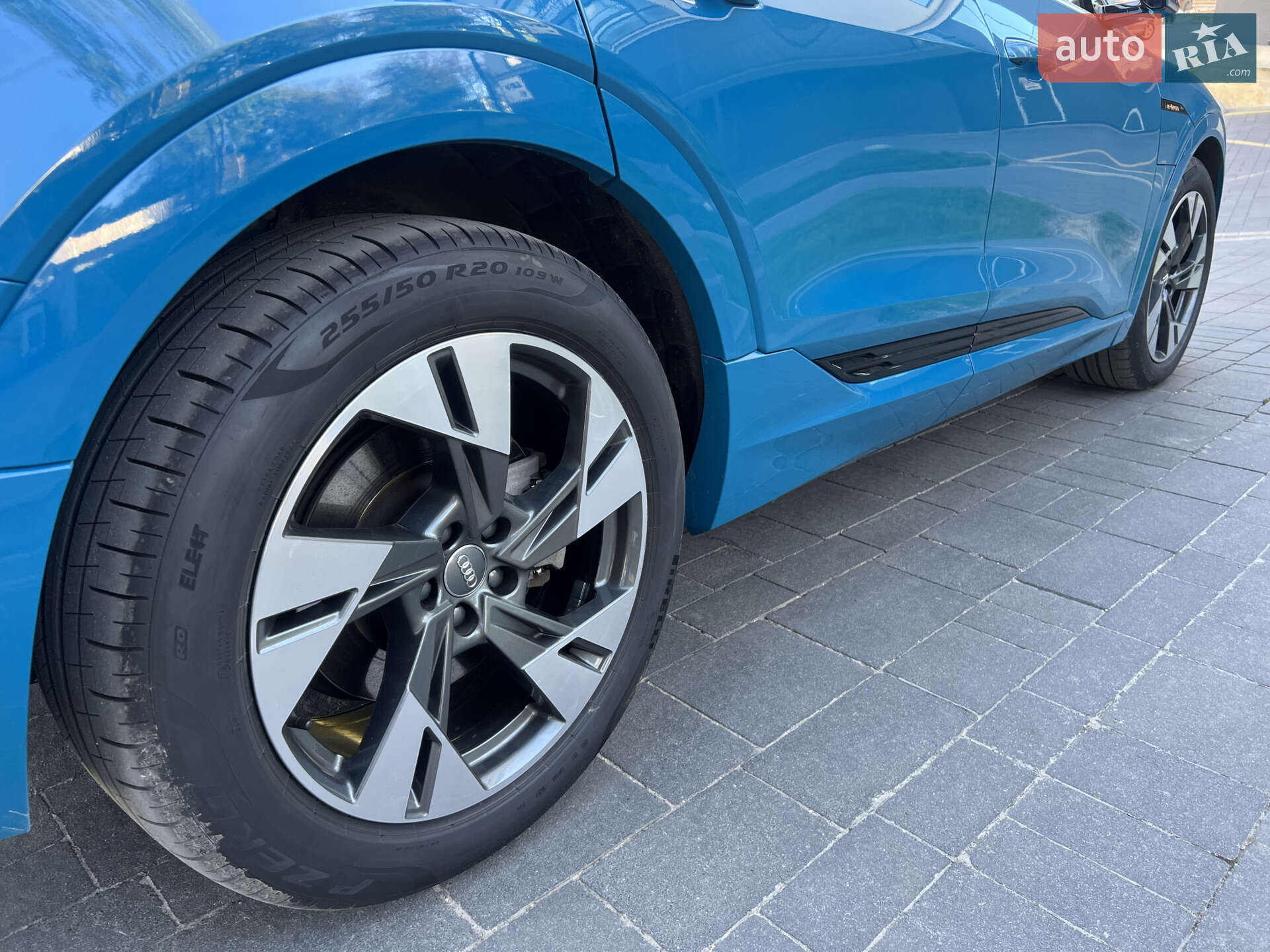 Audi e-tron Sportback 2020 VIN WAUZZZGE7LB037085 фото оголошення 8 з 47