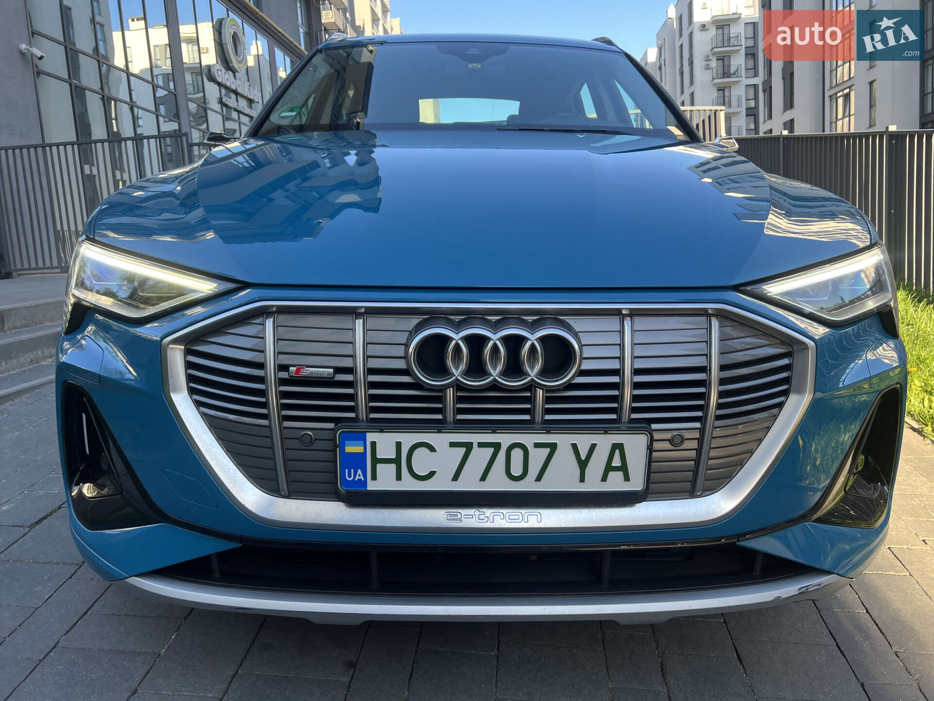 Audi e-tron Sportback 2020 VIN WAUZZZGE7LB037085 фото оголошення 19 з 47