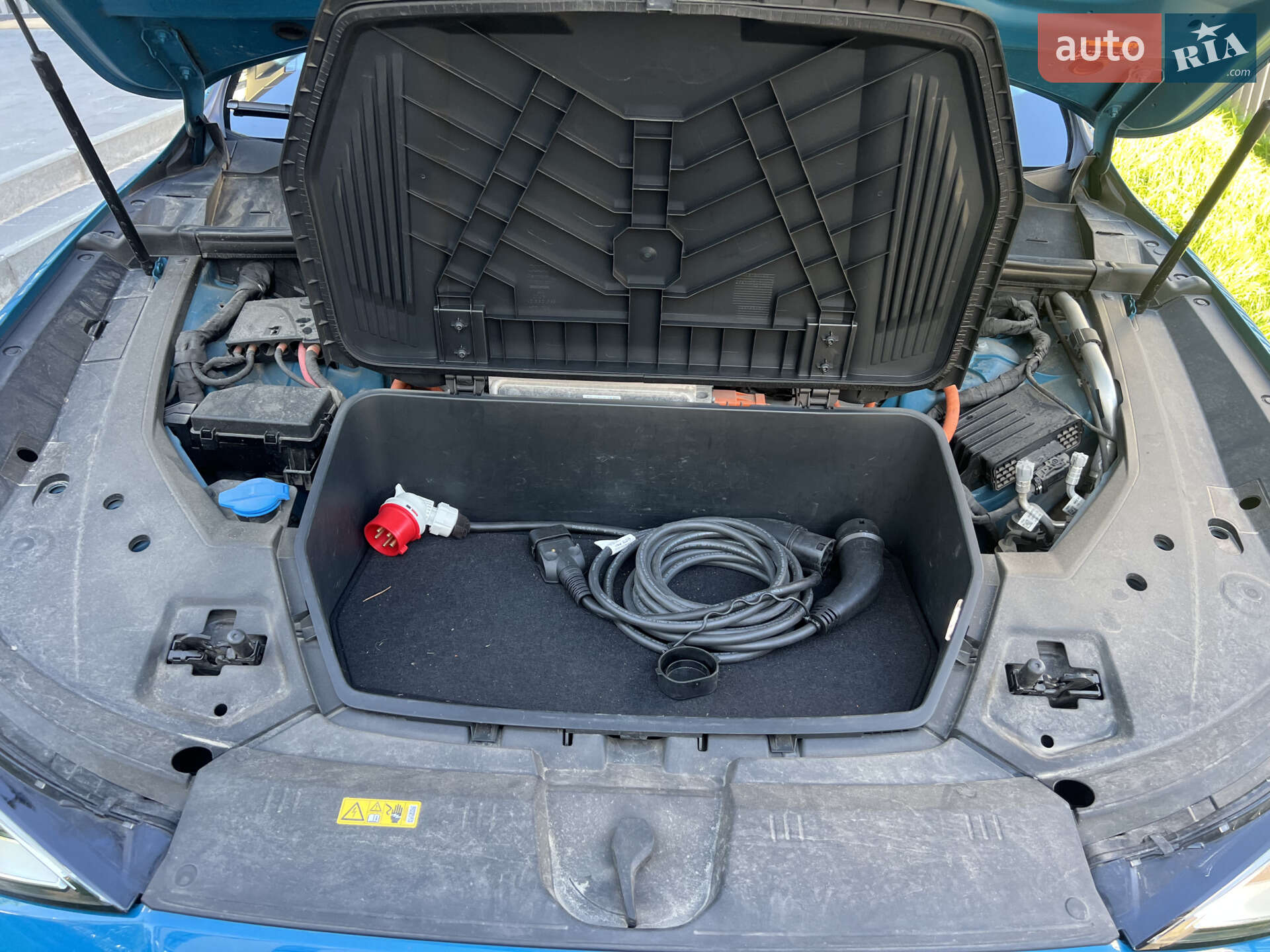 Audi e-tron Sportback 2020 VIN WAUZZZGE7LB037085 фото оголошення 31 з 47