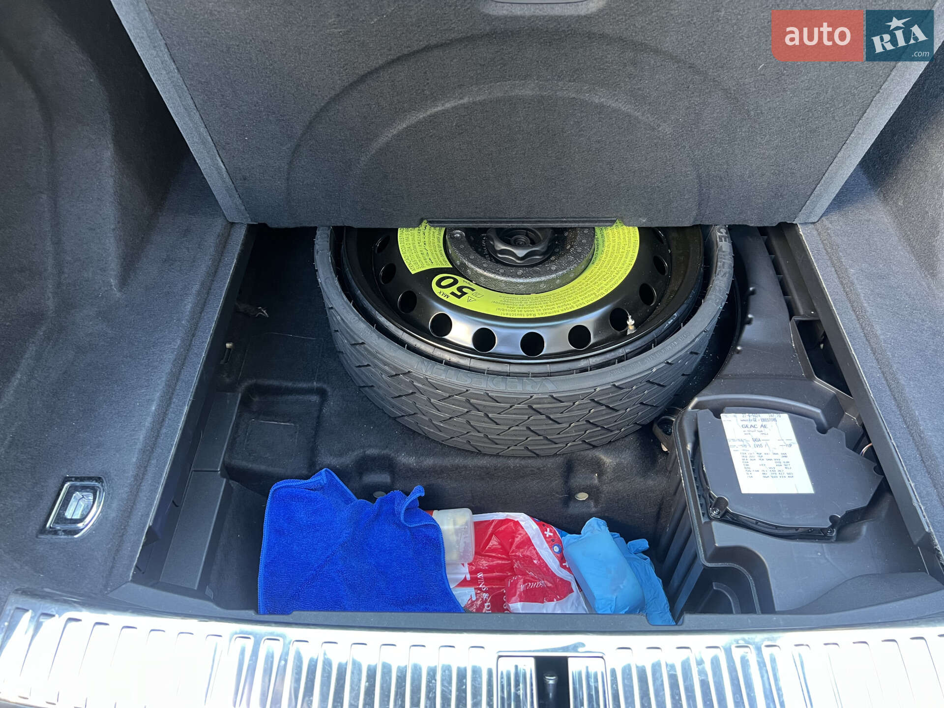 Audi e-tron Sportback 2020 VIN WAUZZZGE7LB037085 фото оголошення 36 з 47