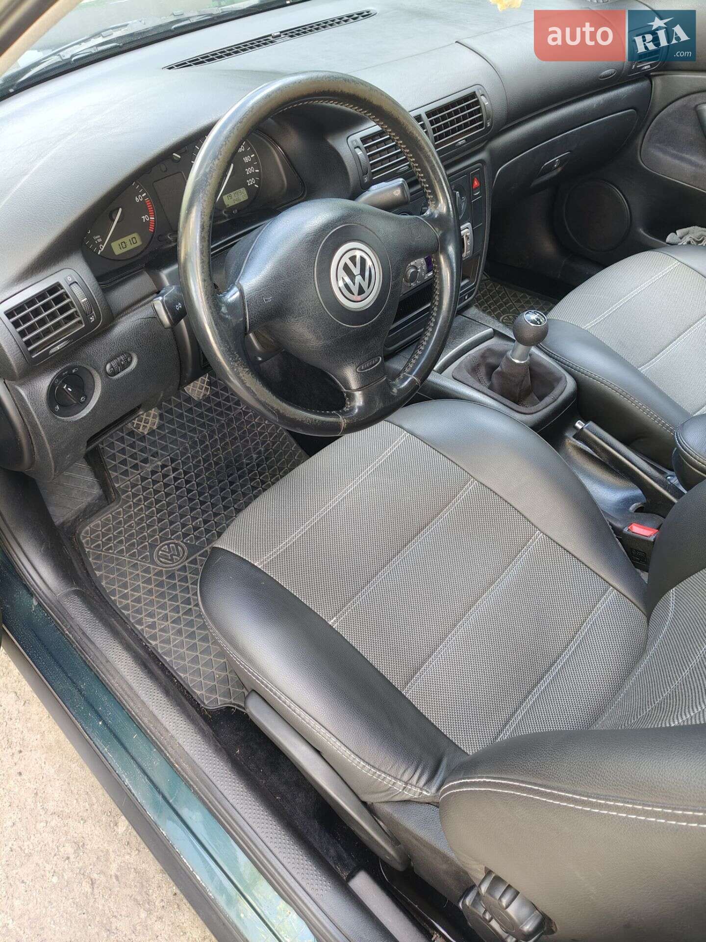 Volkswagen Passat 1997 VIN WVWZZZ3BZVE084148 фото оголошення 4 з 16