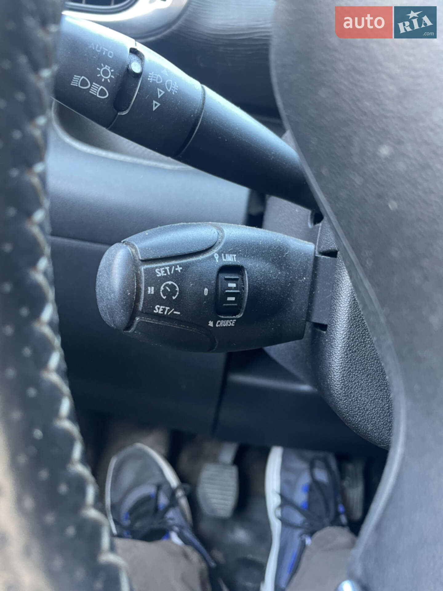 Citroen C3 Picasso 2009 VIN VF7SH9HZC9T561104 фото оголошення 10 з 15