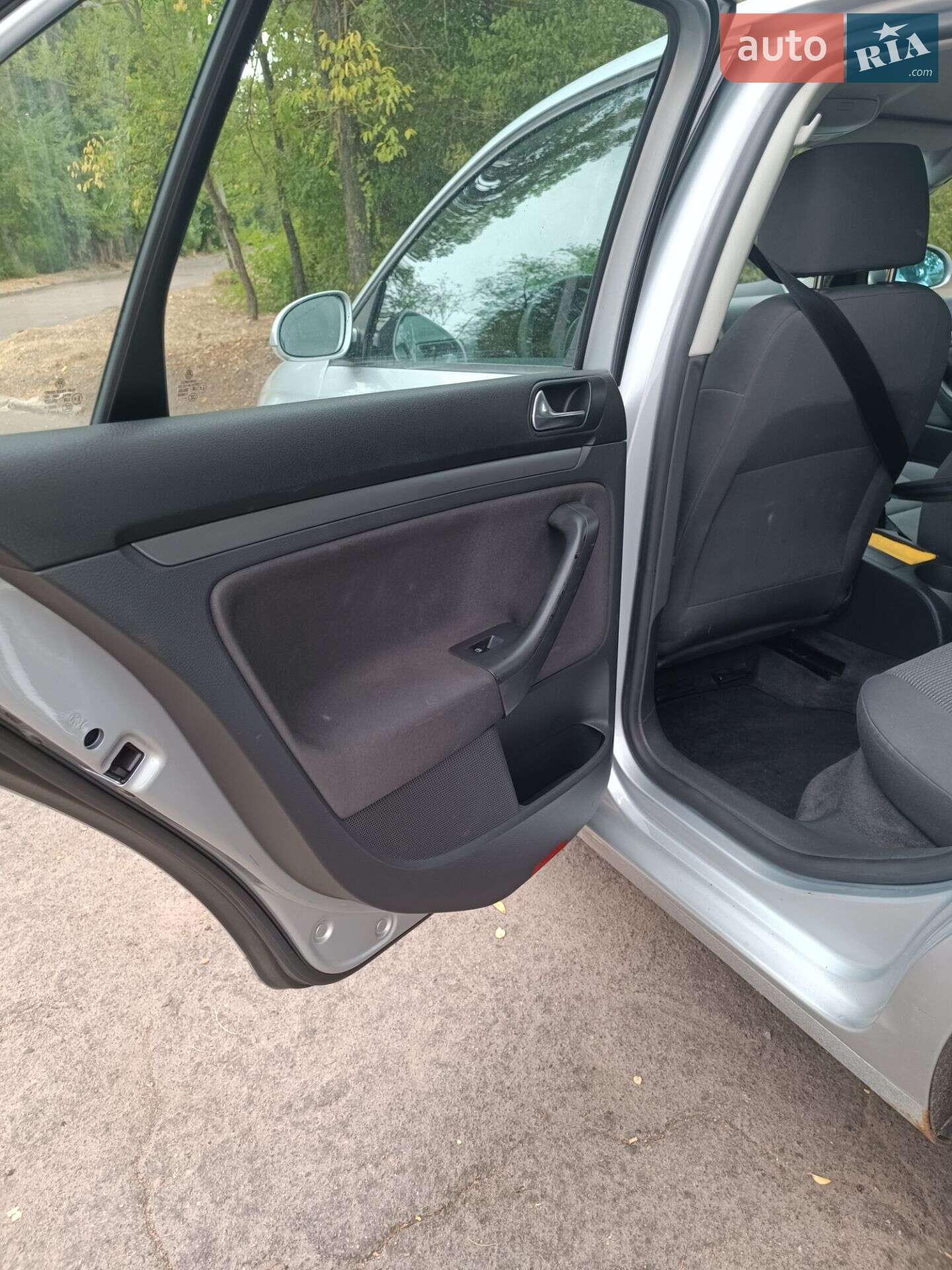 Volkswagen Jetta 2005 VIN WVWZZZ1KZ6M687963 фото оголошення 31 з 39