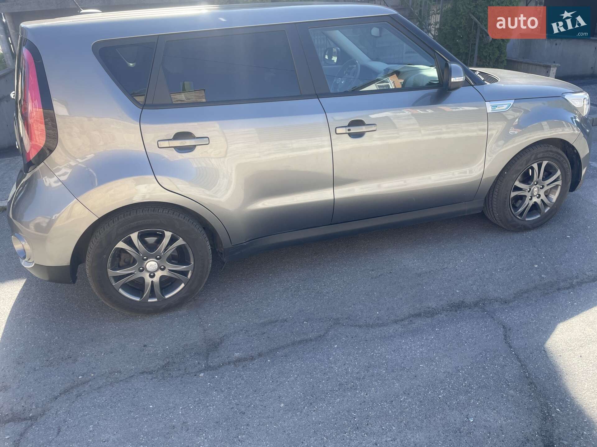 Kia Soul 2015 VIN KNAJX81EFG7008214 фото оголошення 5 з 11