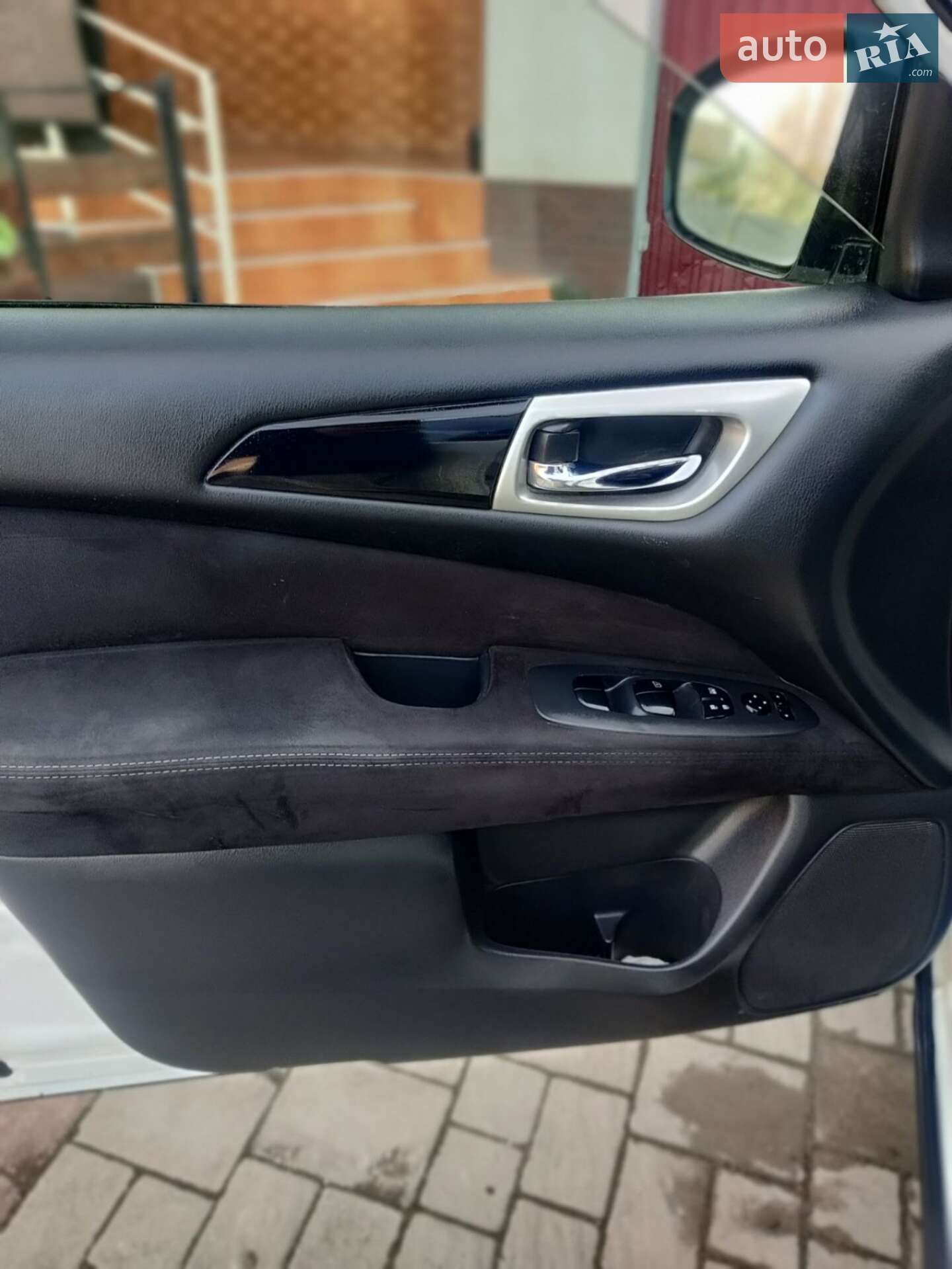 Nissan Pathfinder 2015 VIN 5N1AR2MN4FC646785 фото оголошення 9 з 17