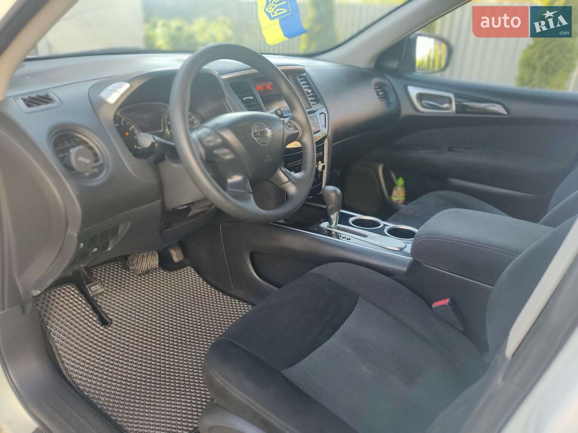 Nissan Pathfinder 2015 VIN 5N1AR2MN4FC646785 фото оголошення 11 з 17