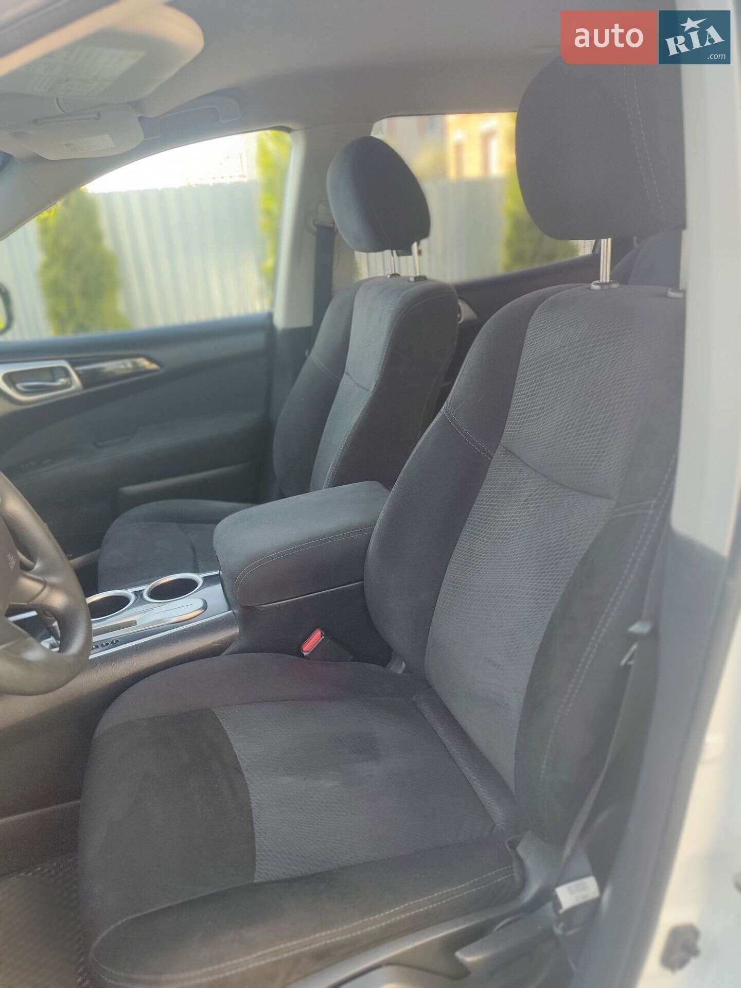 Nissan Pathfinder 2015 VIN 5N1AR2MN4FC646785 фото оголошення 12 з 17