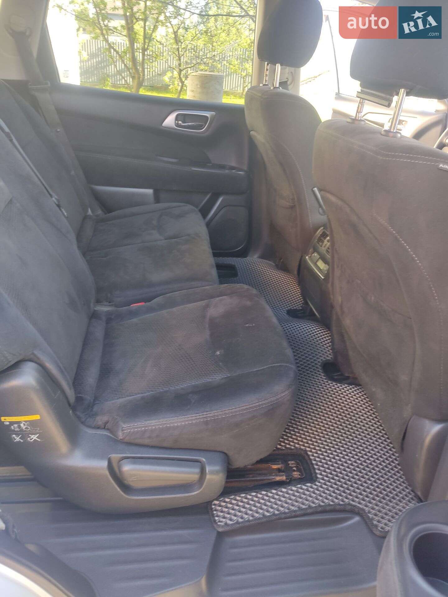 Nissan Pathfinder 2015 VIN 5N1AR2MN4FC646785 фото оголошення 14 з 17