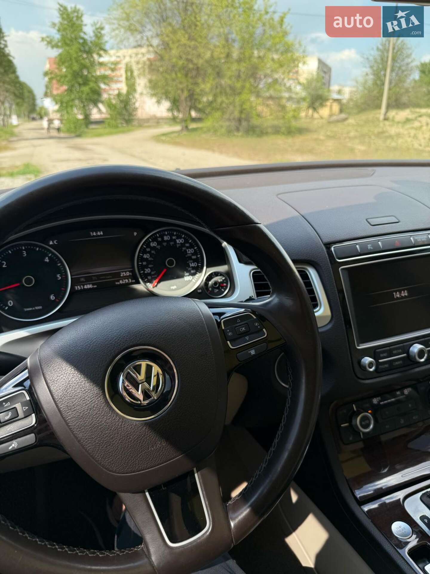 Volkswagen Touareg 2015 VIN WVGEP9BP7GD006005 фото оголошення 15 з 26