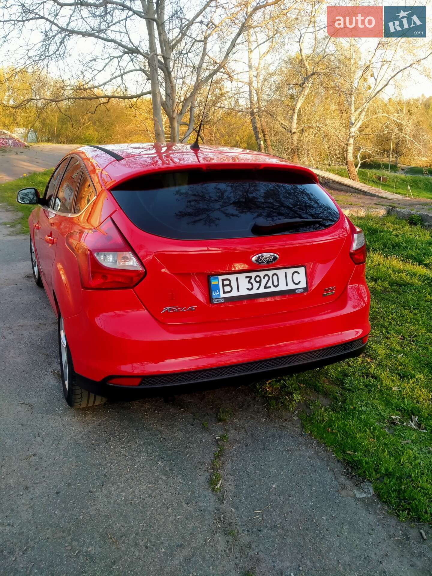 Ford Focus 2013 VIN WF0KXXGCBKDG41524 фото оголошення 4 з 9