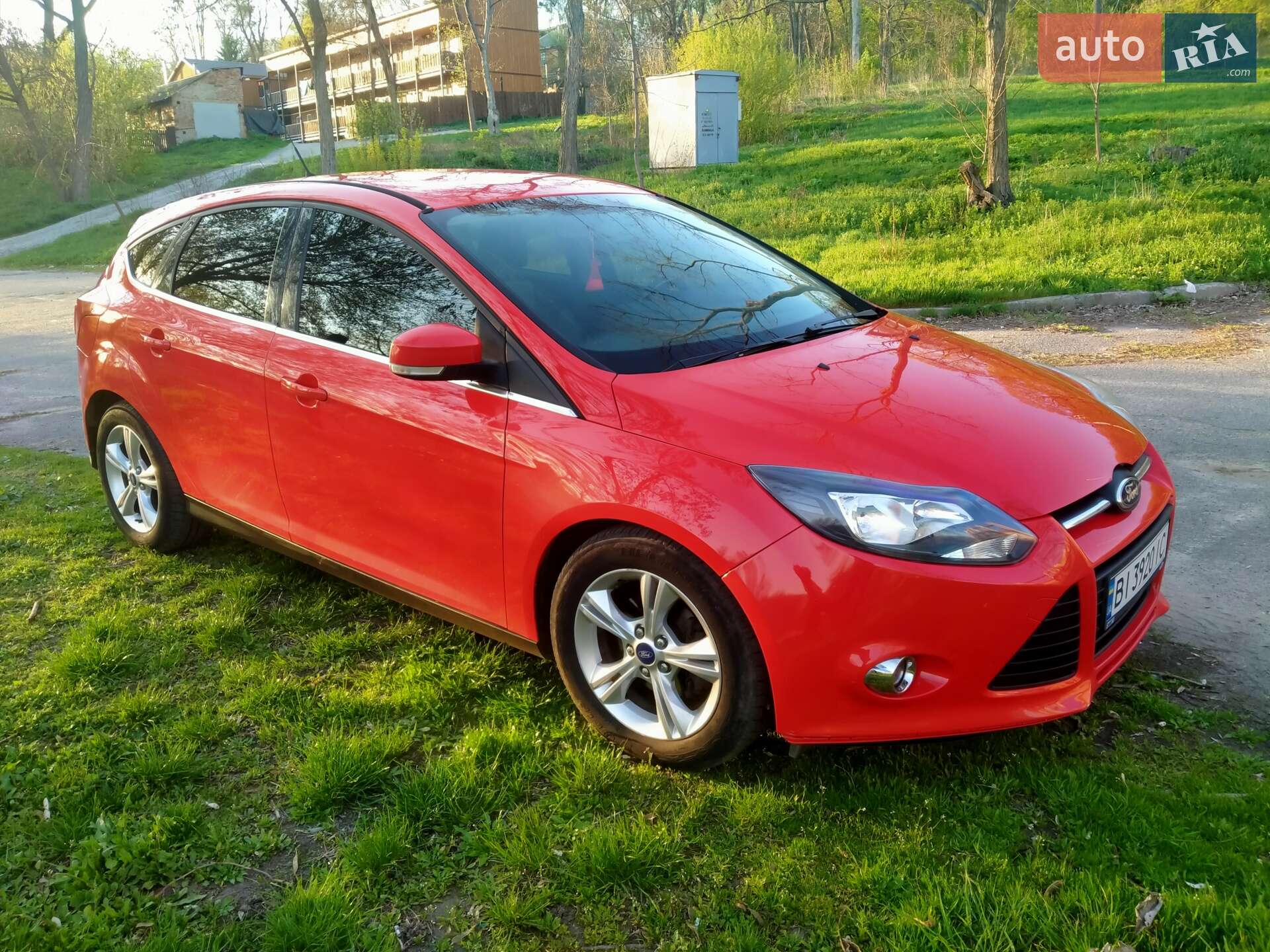 Ford Focus 2013 VIN WF0KXXGCBKDG41524 фото оголошення 5 з 9