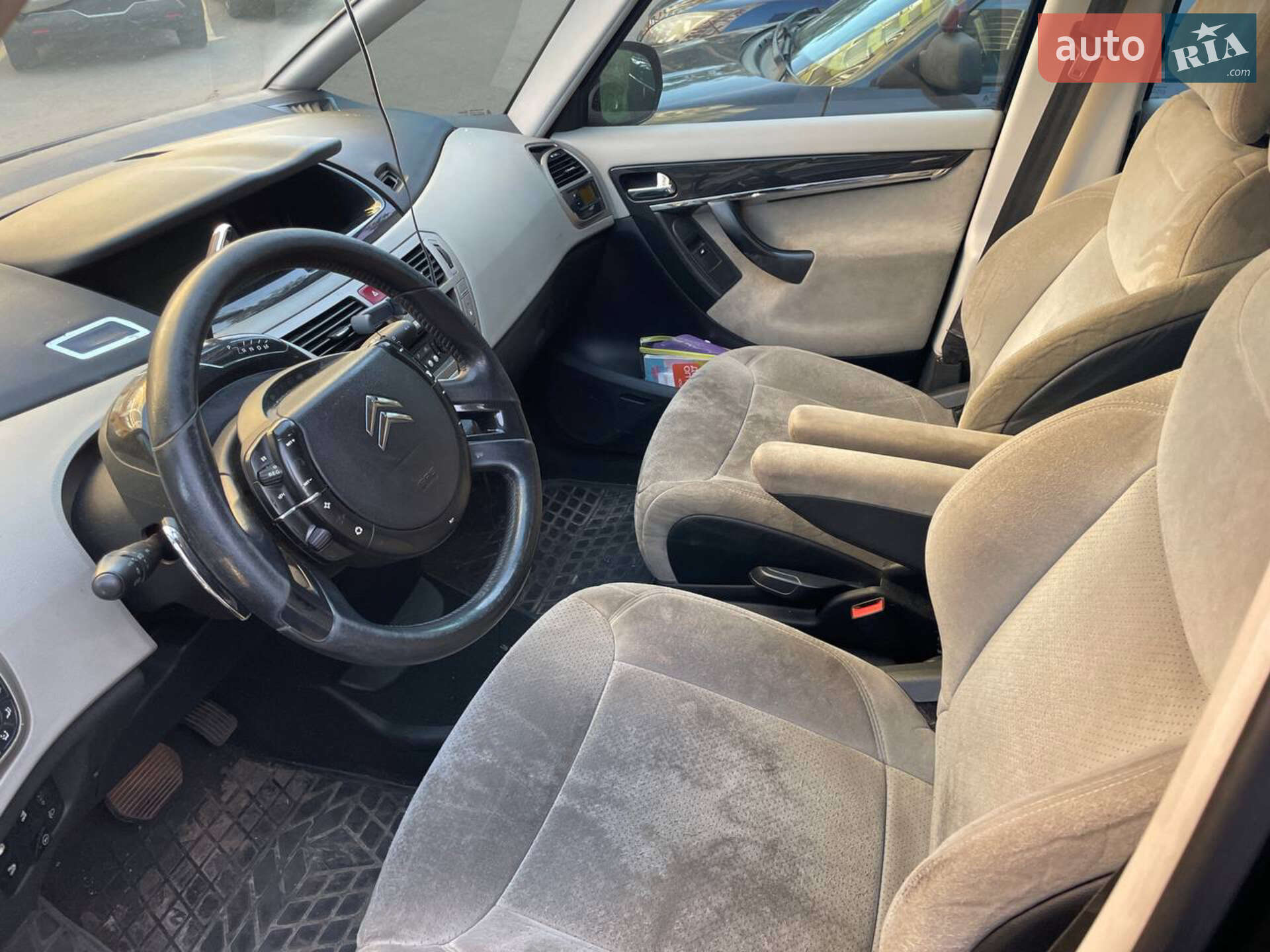 Citroen Grand C4 Picasso 2007 VIN VF7UARFJF45051661 фото оголошення 16 з 18
