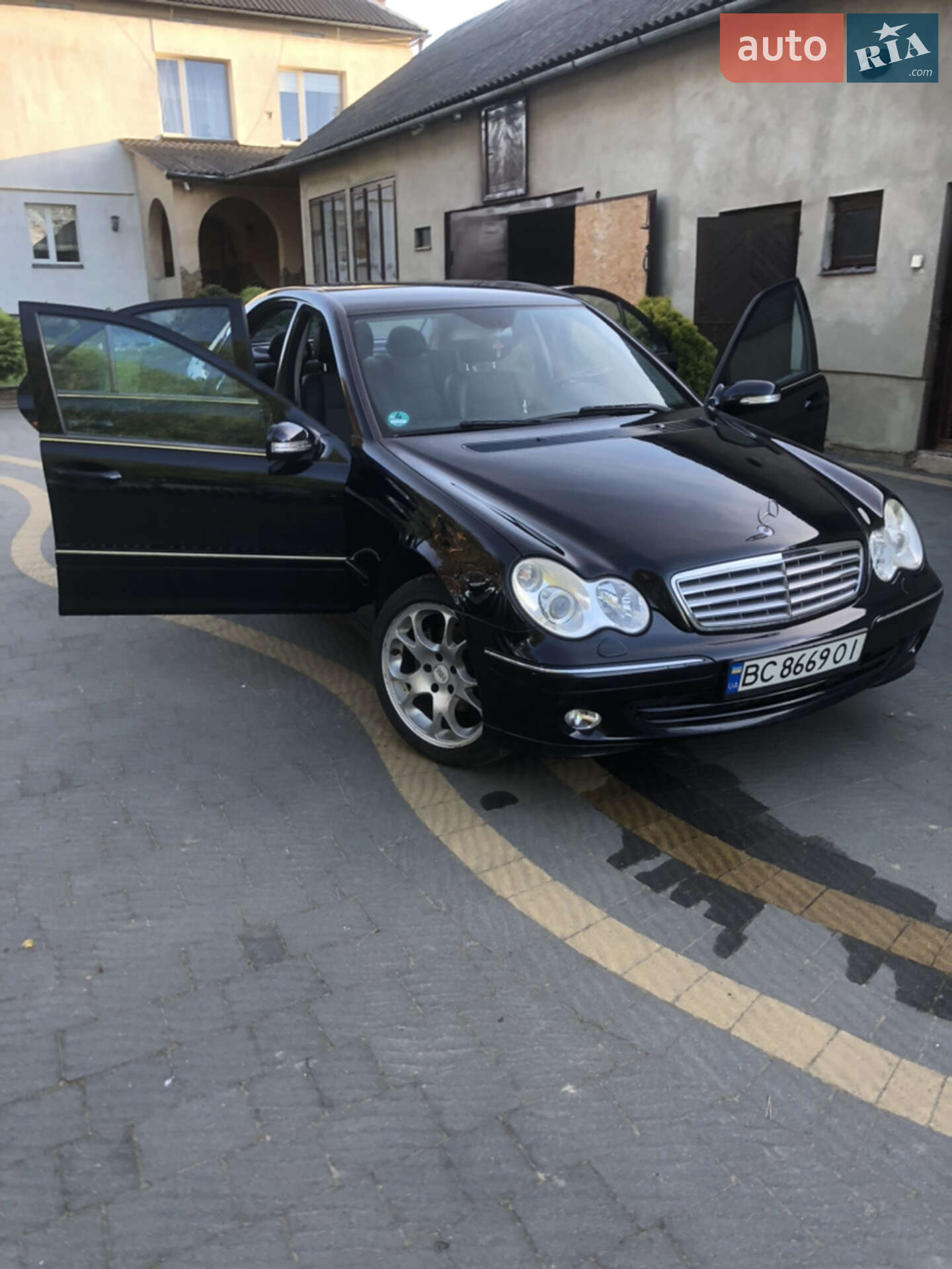 Mercedes-Benz C-Class 2005 VIN WDB2030421A862904 фото оголошення 17 з 40
