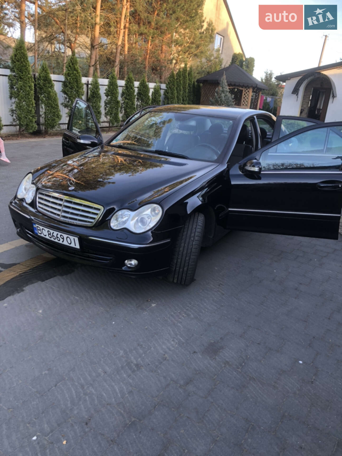 Mercedes-Benz C-Class 2005 VIN WDB2030421A862904 фото оголошення 19 з 40