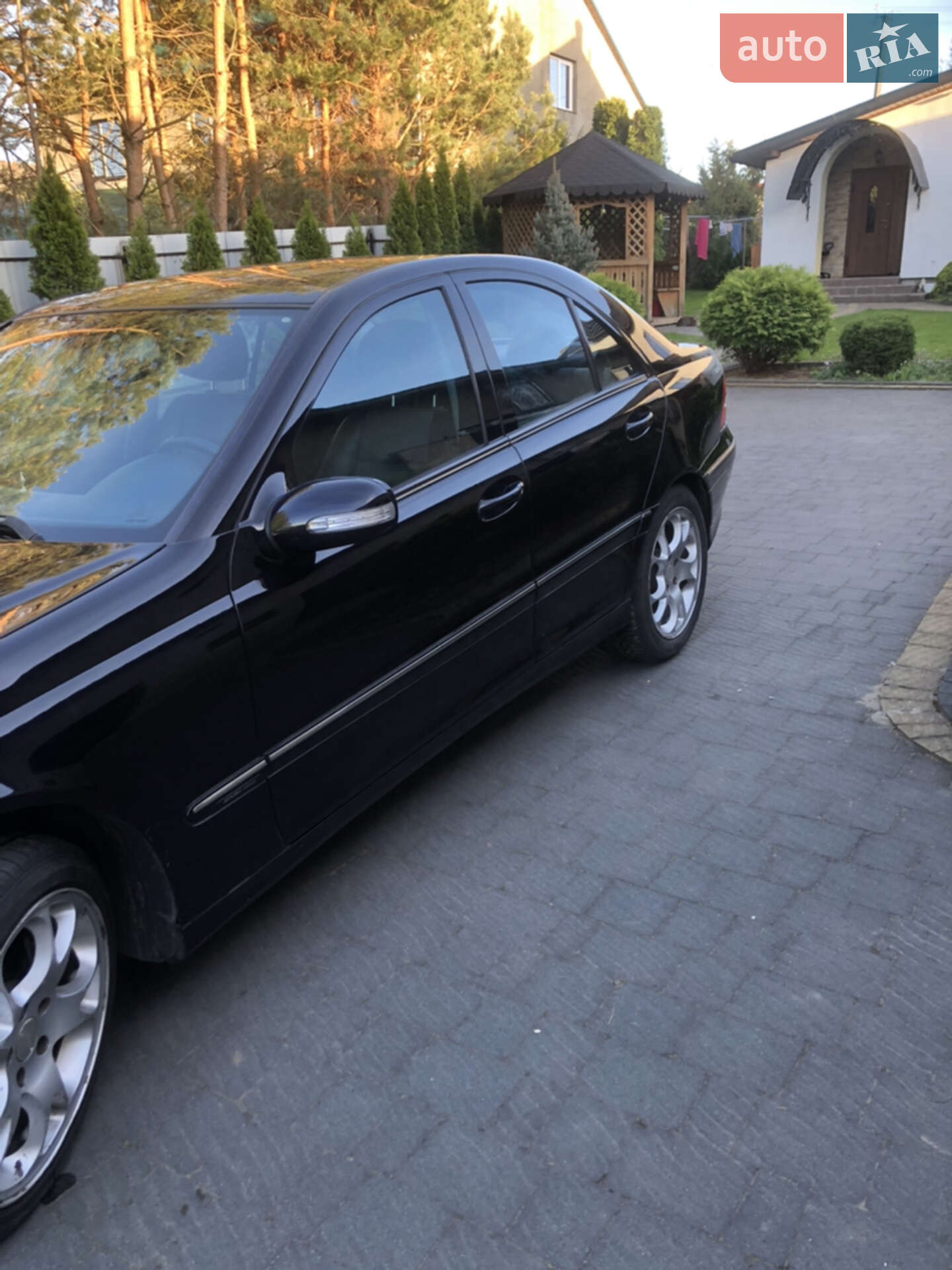 Mercedes-Benz C-Class 2005 VIN WDB2030421A862904 фото оголошення 33 з 40