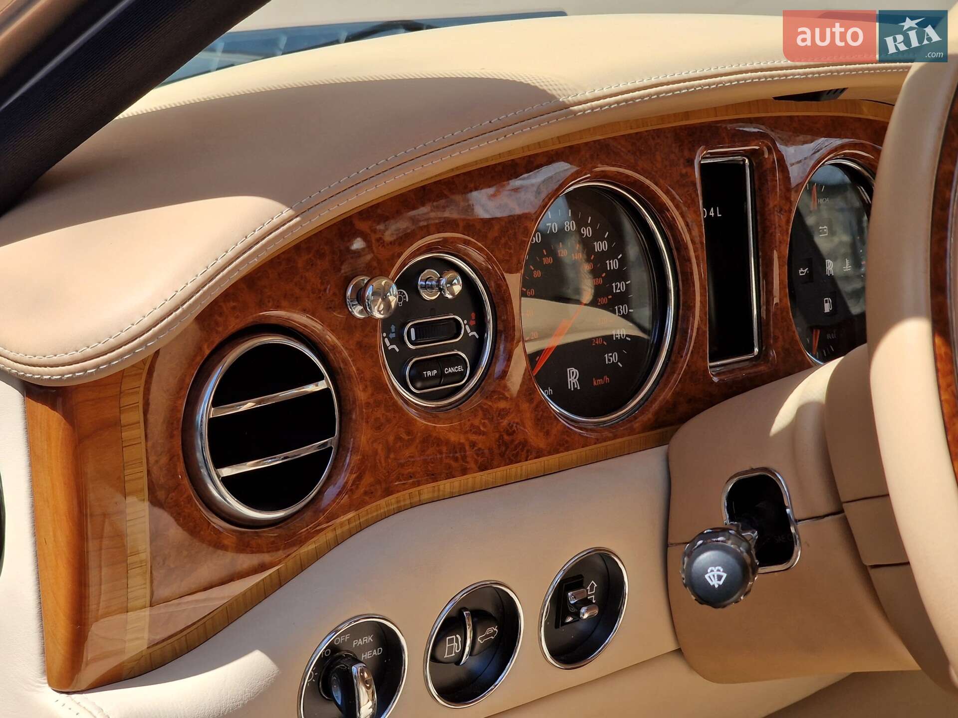 Rolls-Royce Silver Seraph 2001 VIN SCALA61E02CX08345 фото оголошення 63 з 118
