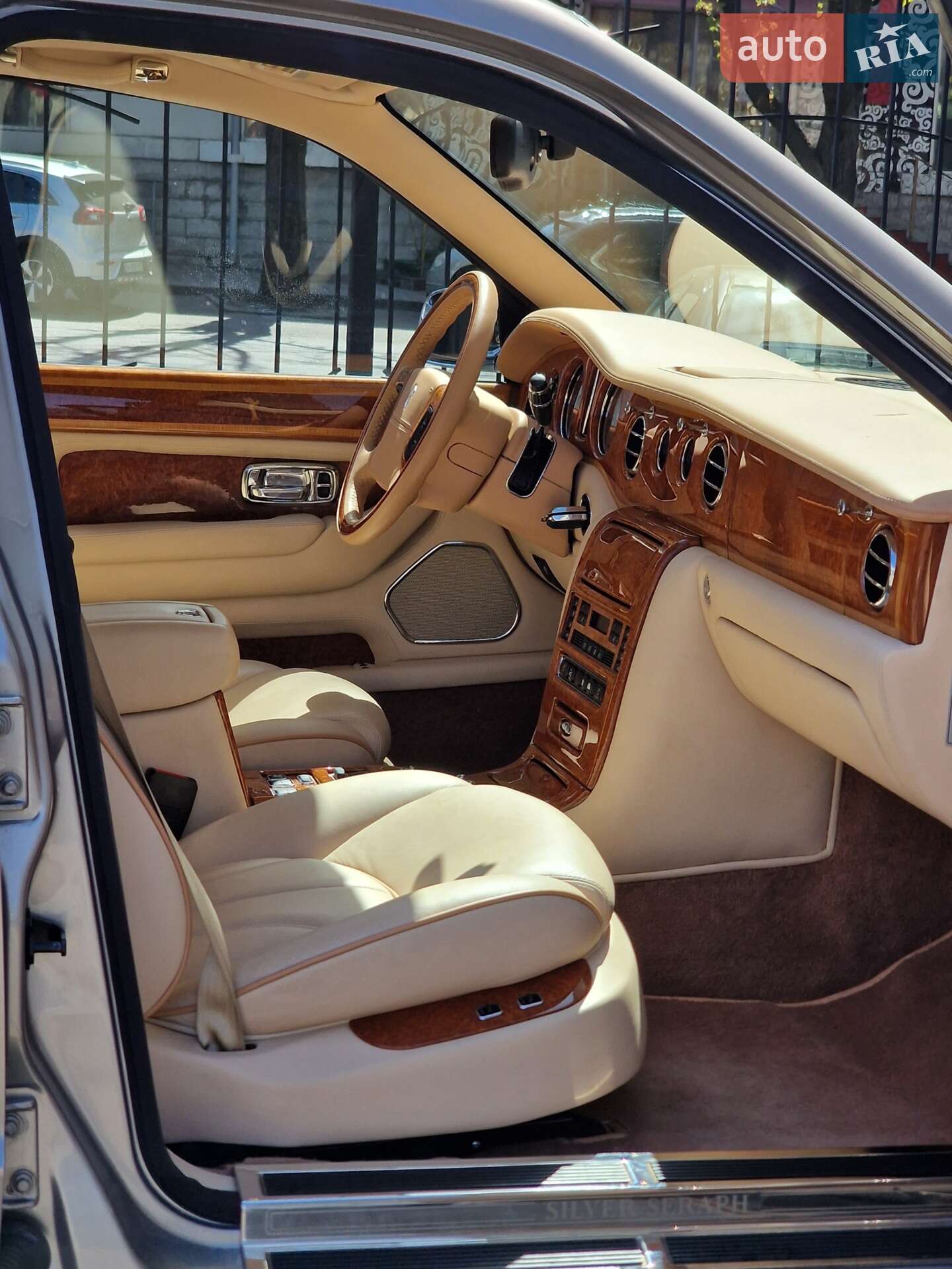 Rolls-Royce Silver Seraph 2001 VIN SCALA61E02CX08345 фото оголошення 66 з 118
