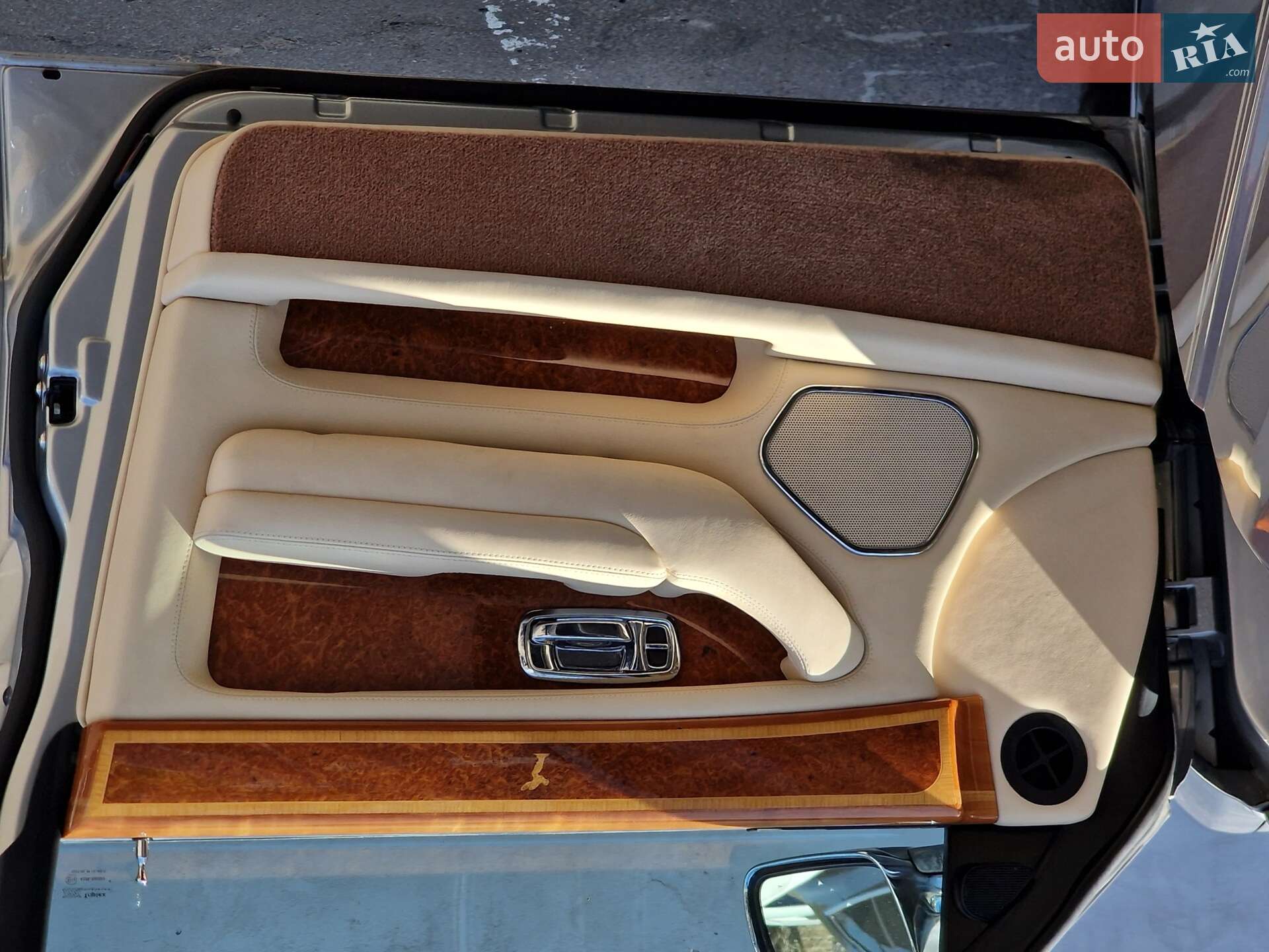 Rolls-Royce Silver Seraph 2001 VIN SCALA61E02CX08345 фото оголошення 72 з 118