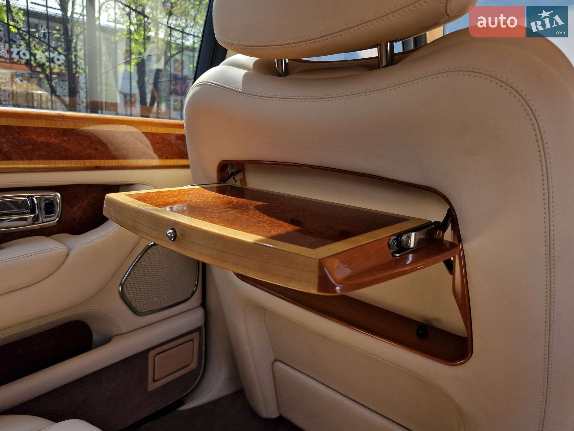 Rolls-Royce Silver Seraph 2001 VIN SCALA61E02CX08345 фото оголошення 92 з 118
