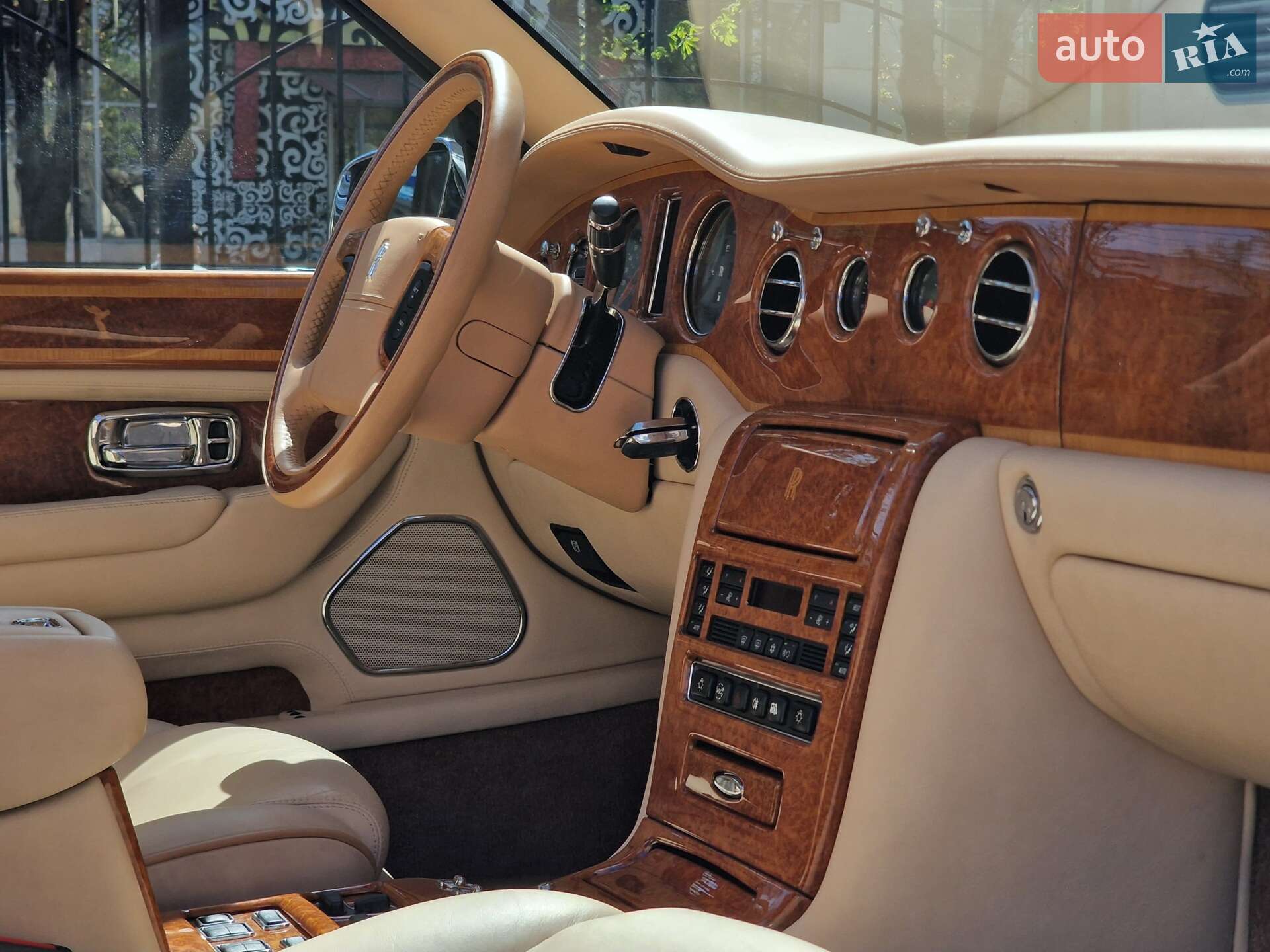 Rolls-Royce Silver Seraph 2001 VIN SCALA61E02CX08345 фото оголошення 94 з 118