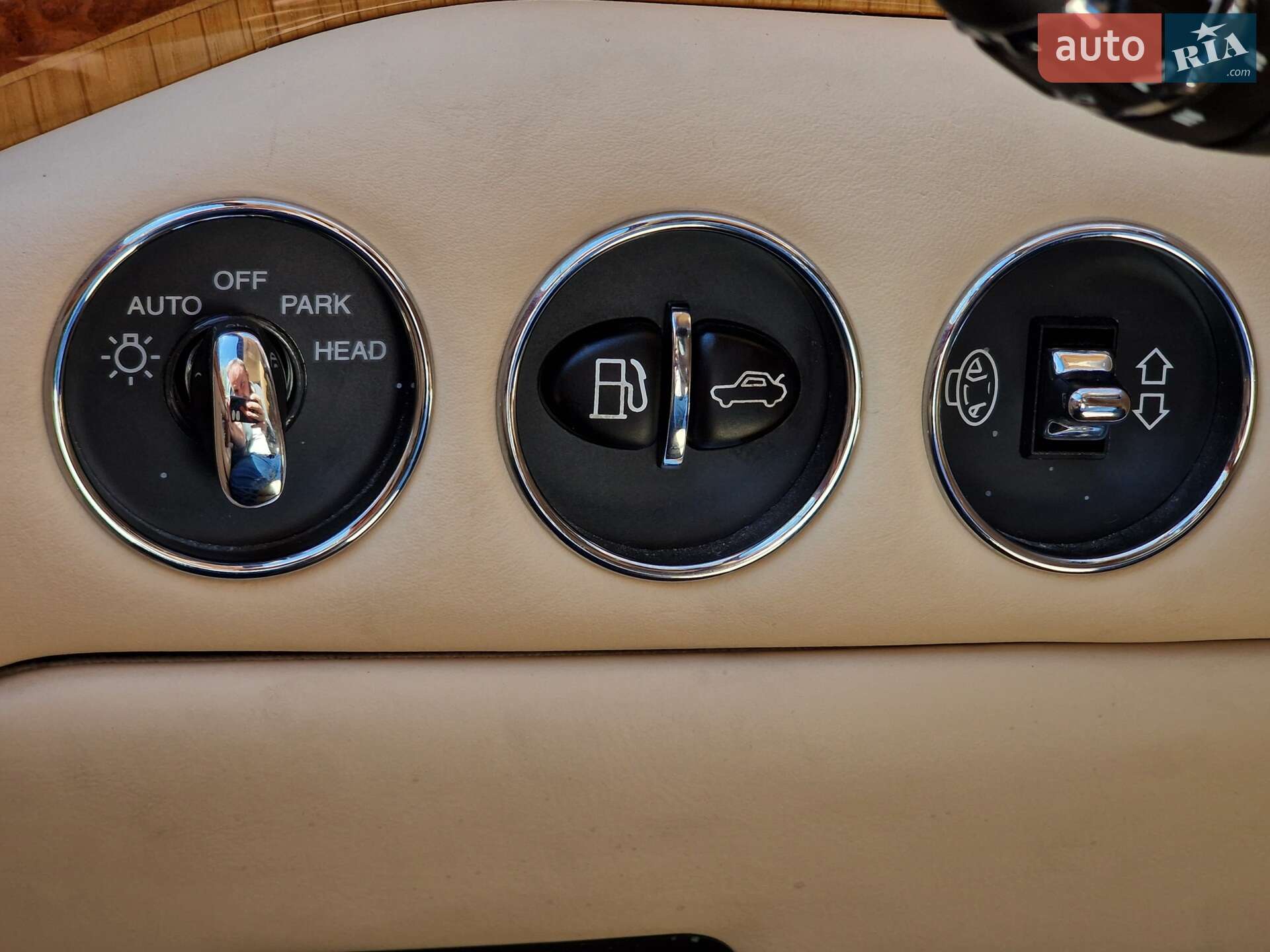 Rolls-Royce Silver Seraph 2001 VIN SCALA61E02CX08345 фото оголошення 107 з 118
