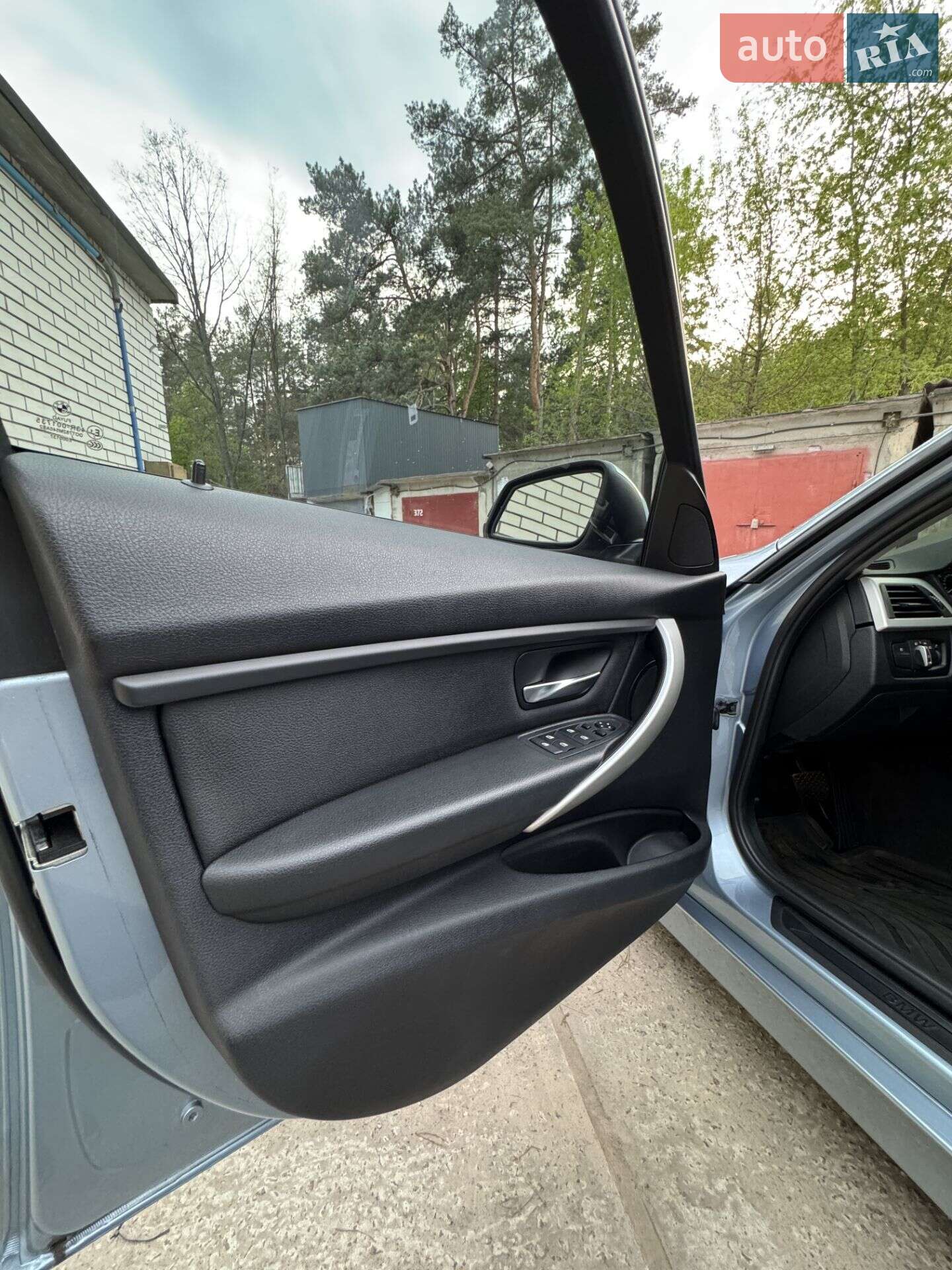 BMW 3 Series 2013 VIN WBA3C1G58DNR47109 фото оголошення 13 з 34
