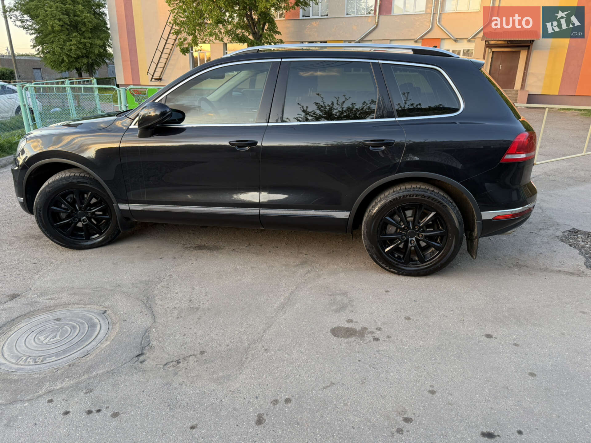 Volkswagen Touareg 2017 VIN WVGZZZ7PZHD035464 фото оголошення 7 з 49