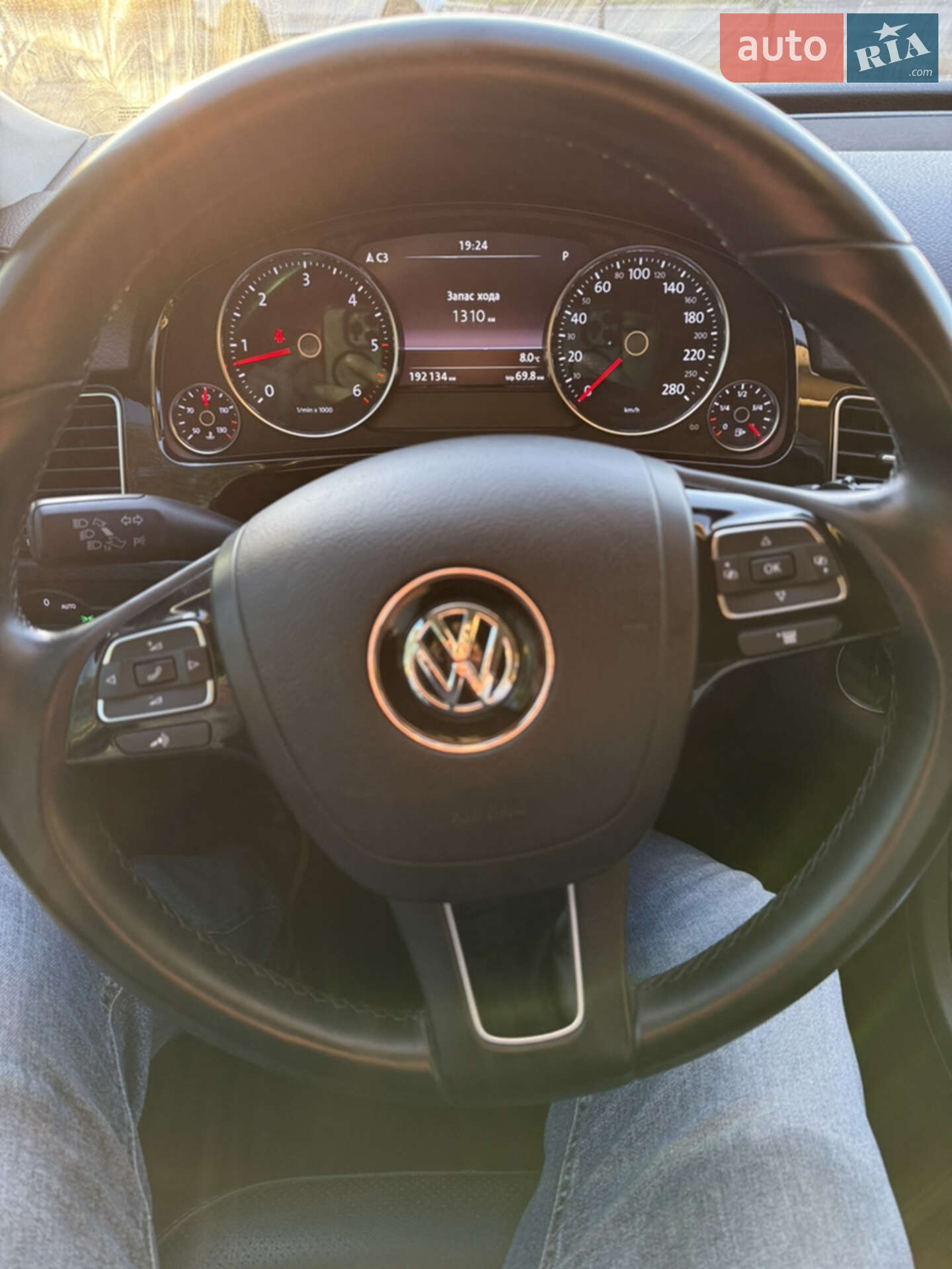 Volkswagen Touareg 2017 VIN WVGZZZ7PZHD035464 фото оголошення 24 з 49