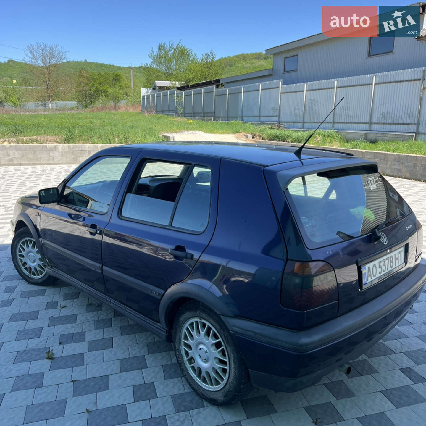 Volkswagen Golf 1997 VIN WVWZZZ1HZVW252469 фото оголошення 4 з 9