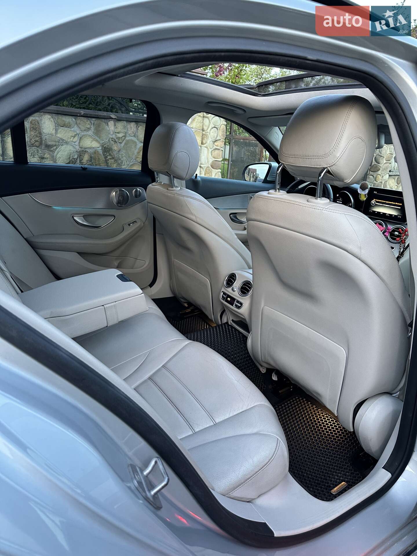 Mercedes-Benz C-Class 2016 VIN WDD2050091R245177 фото оголошення 7 з 15
