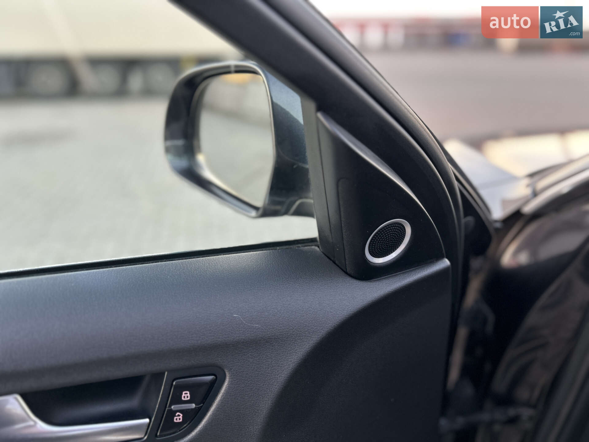 Audi A4 Allroad 2015 VIN WAUZZZ8K3GA013995 фото оголошення 23 з 39