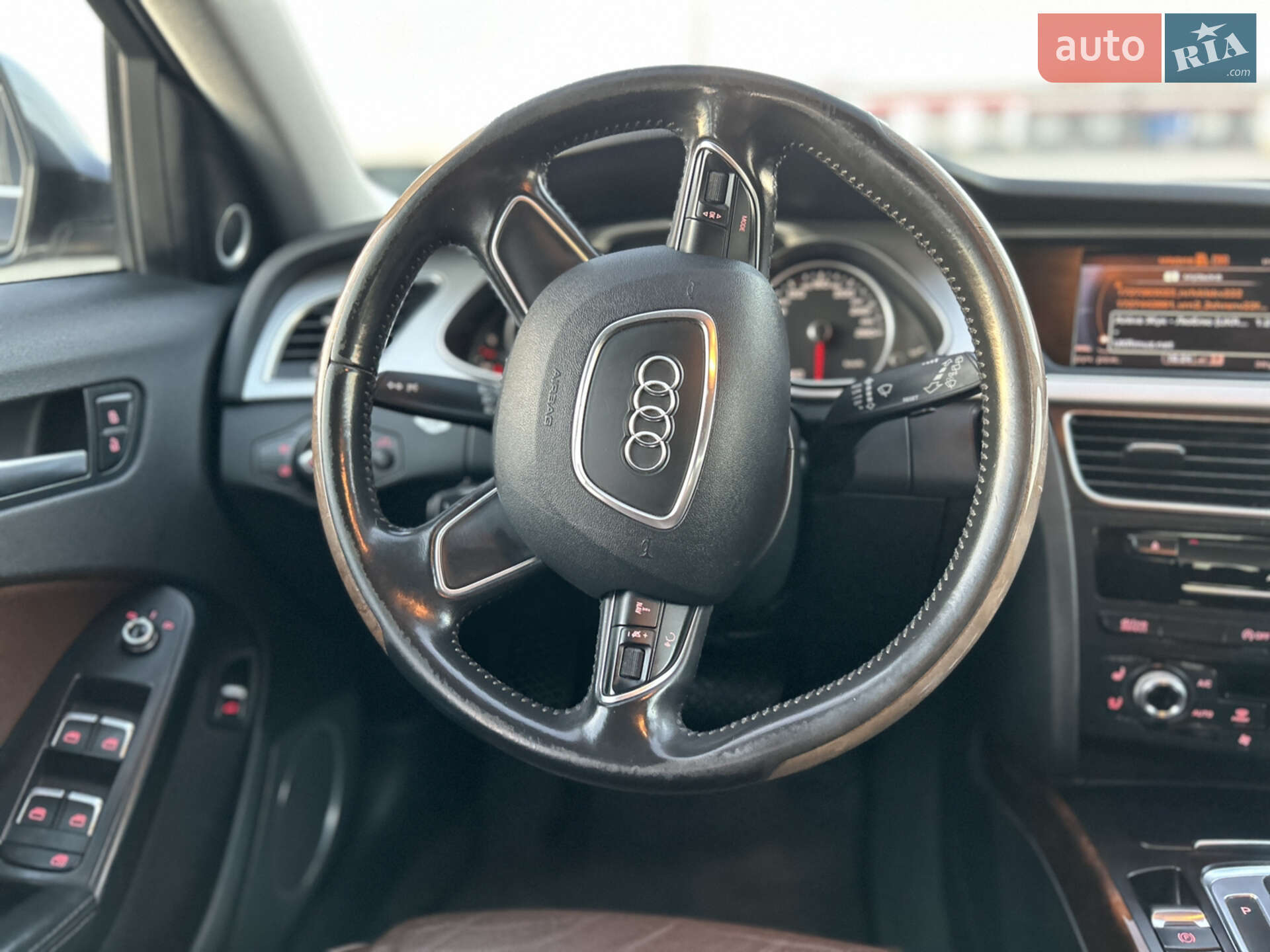 Audi A4 Allroad 2015 VIN WAUZZZ8K3GA013995 фото оголошення 25 з 39