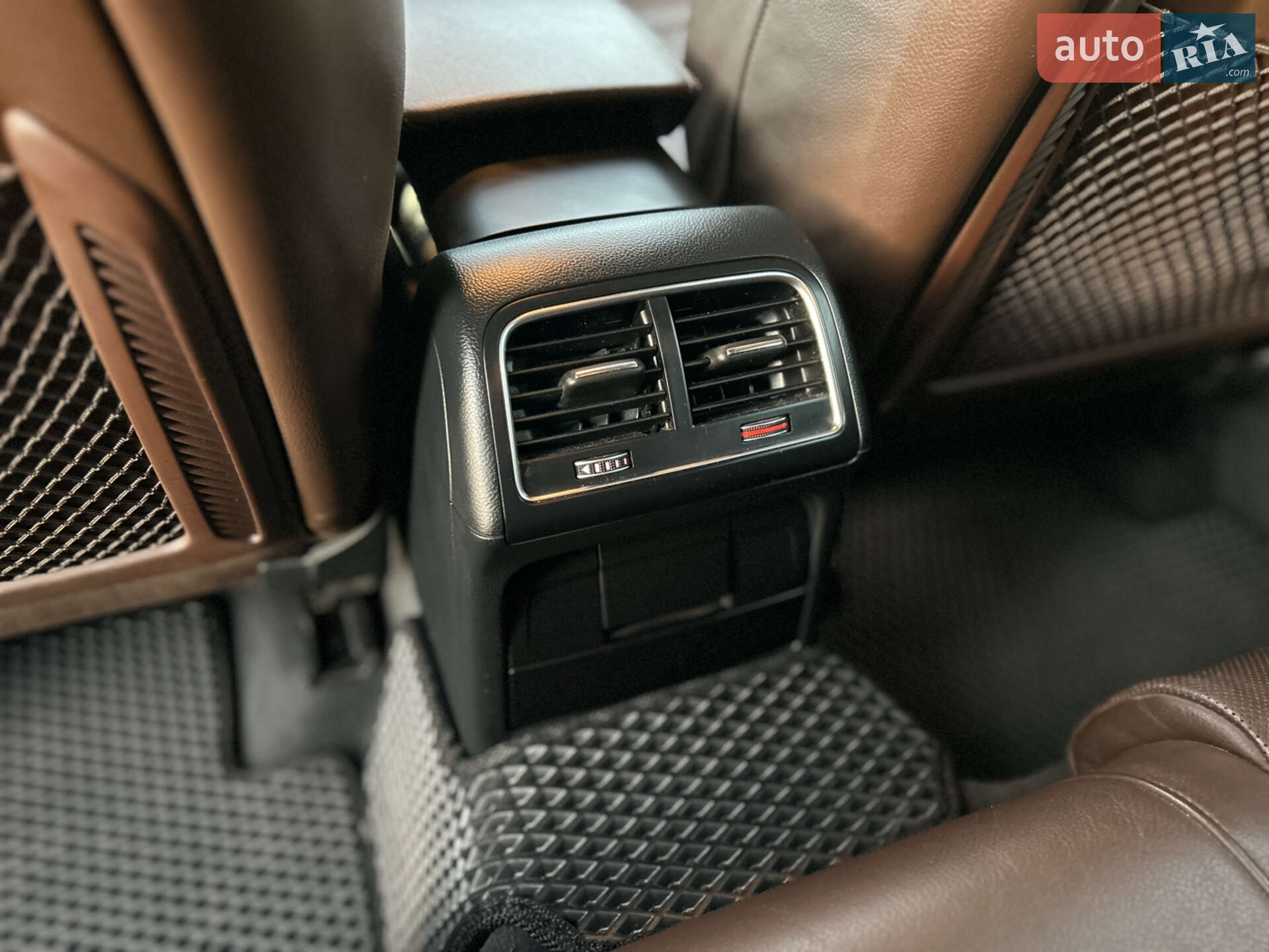 Audi A4 Allroad 2015 VIN WAUZZZ8K3GA013995 фото оголошення 27 з 39