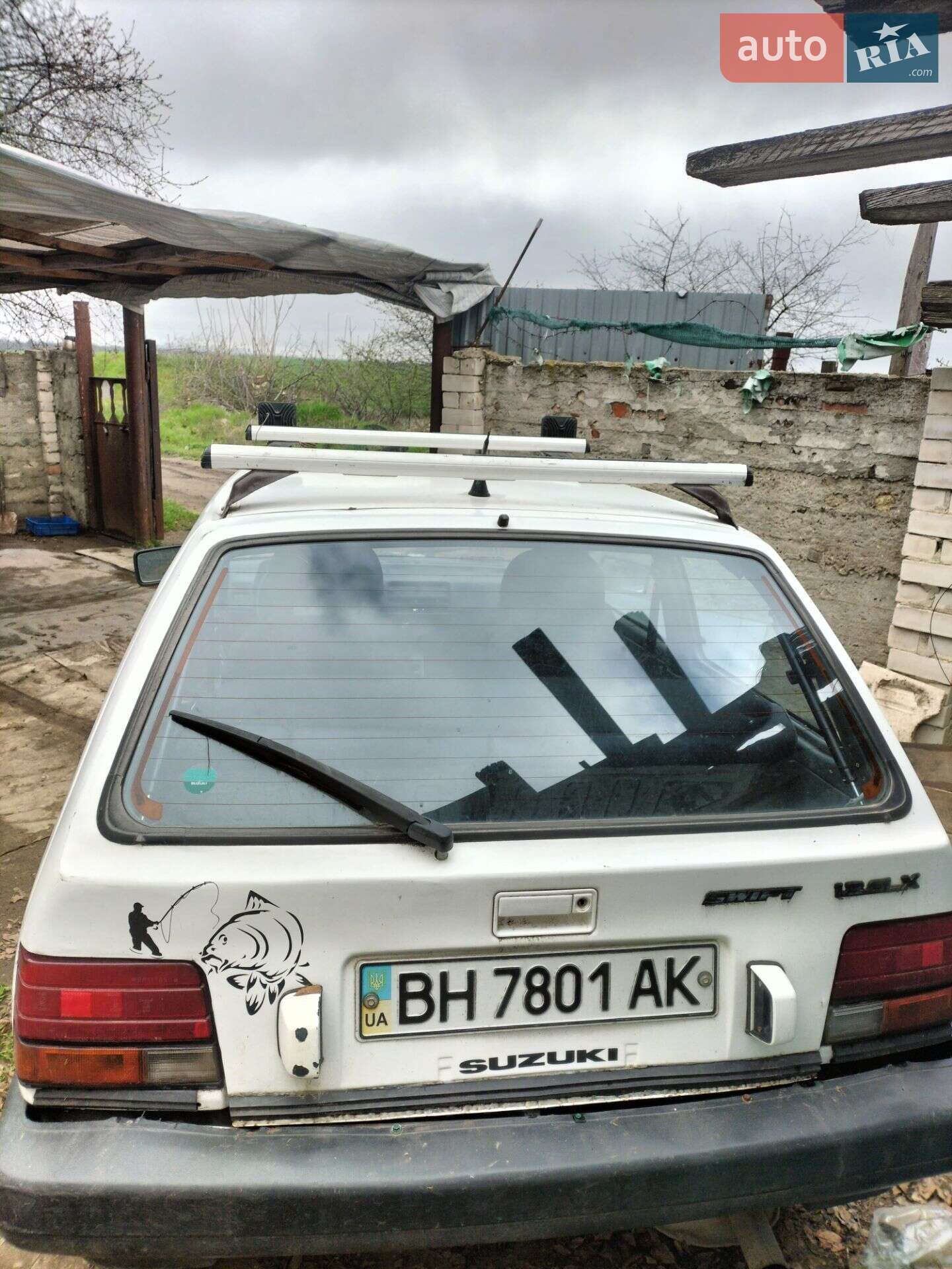 Suzuki Swift 1988 VIN JSA0AA53S00103210 фото оголошення 3 з 6