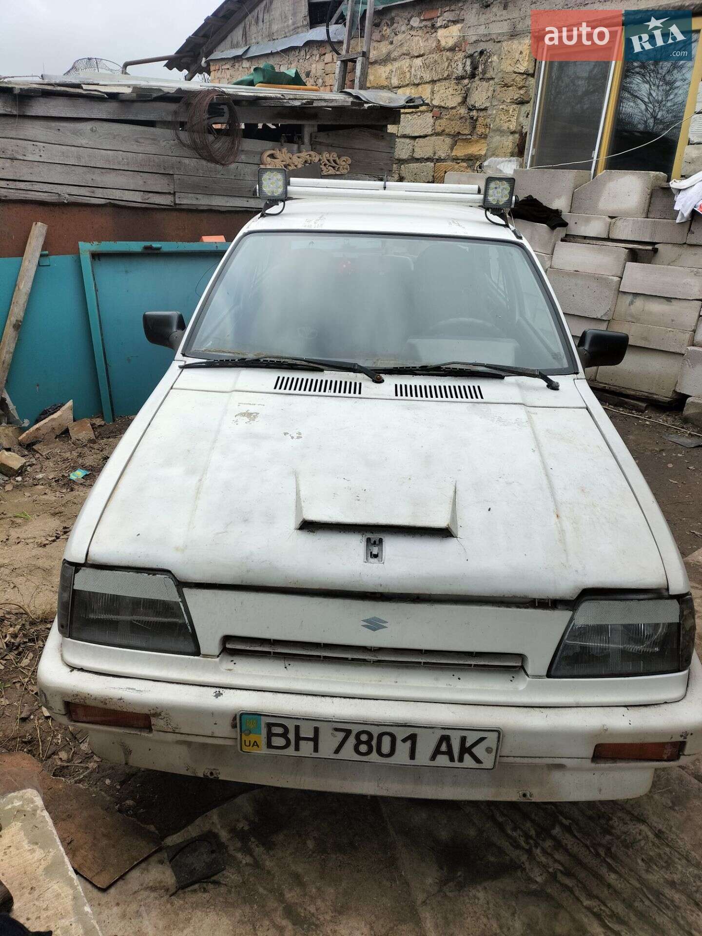 Suzuki Swift 1988 VIN JSA0AA53S00103210 фото оголошення 4 з 6