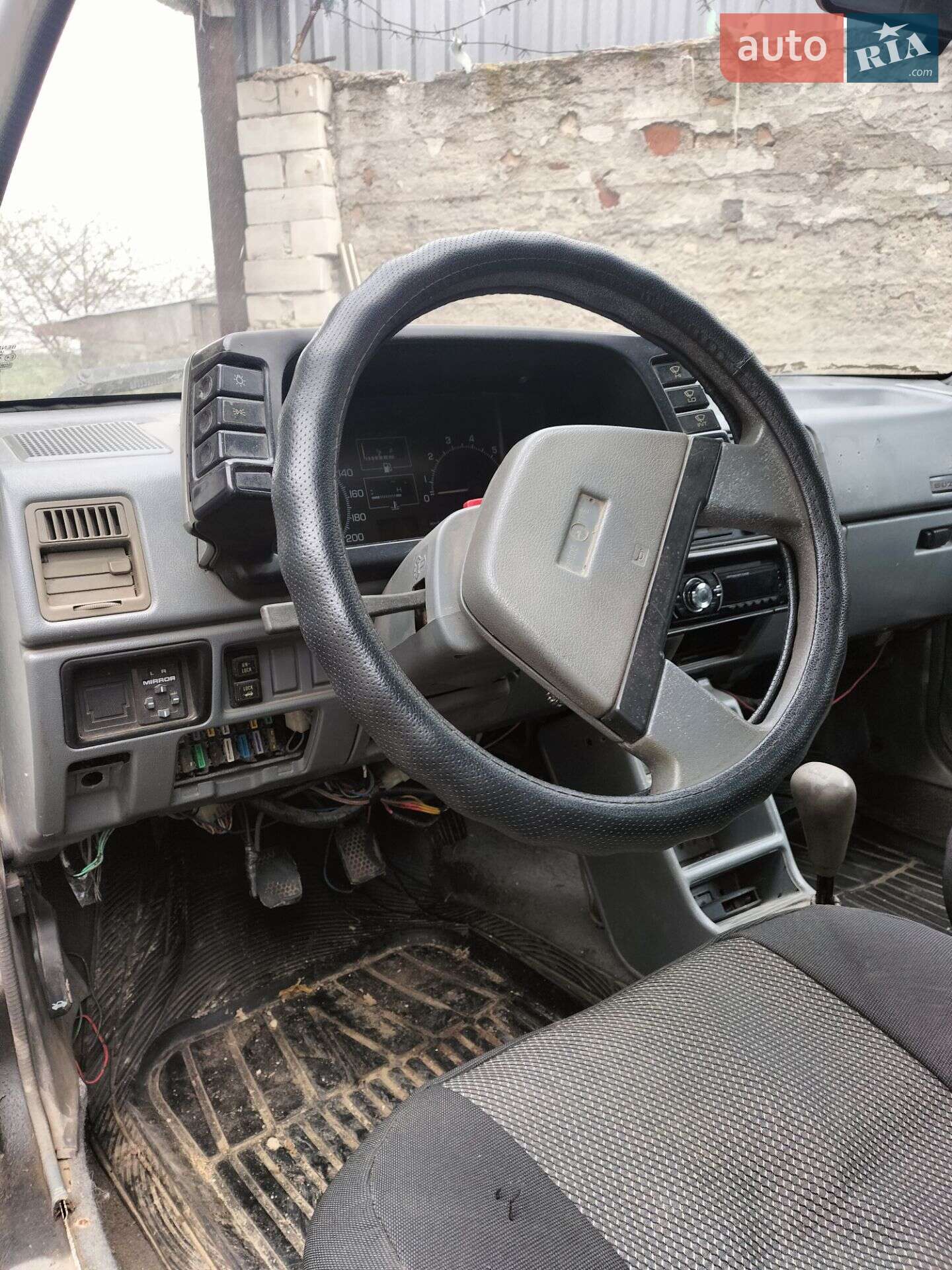 Suzuki Swift 1988 VIN JSA0AA53S00103210 фото оголошення 5 з 6