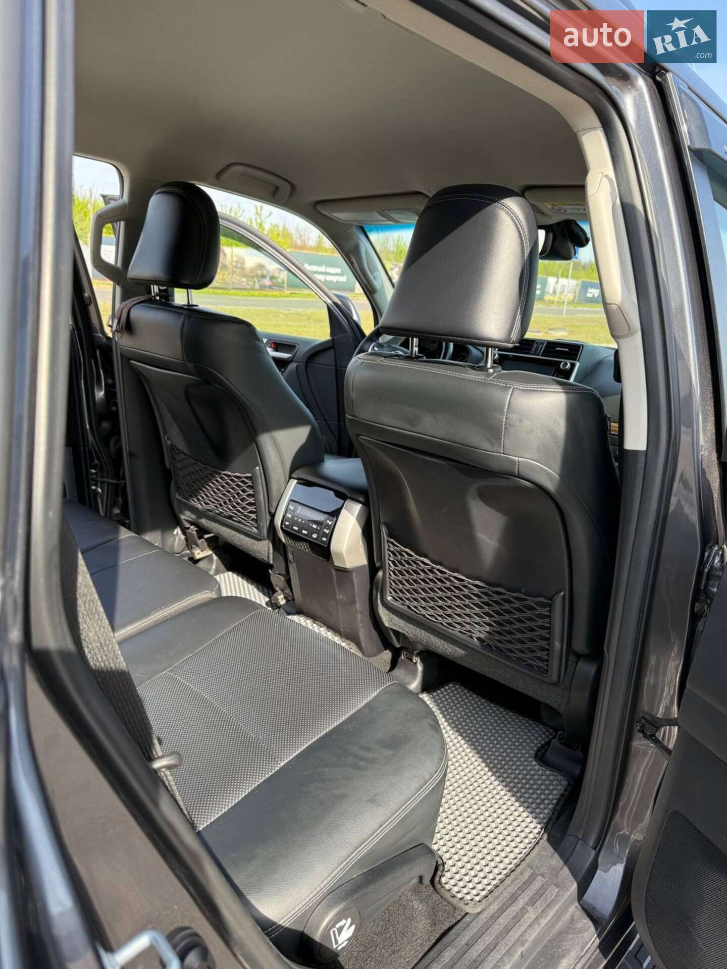 Toyota Land Cruiser Prado 2019 VIN JTEBU3FJ20K176000 фото оголошення 14 з 25