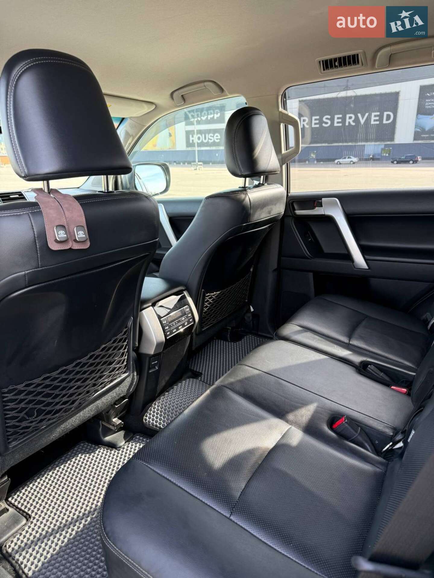 Toyota Land Cruiser Prado 2019 VIN JTEBU3FJ20K176000 фото оголошення 15 з 25