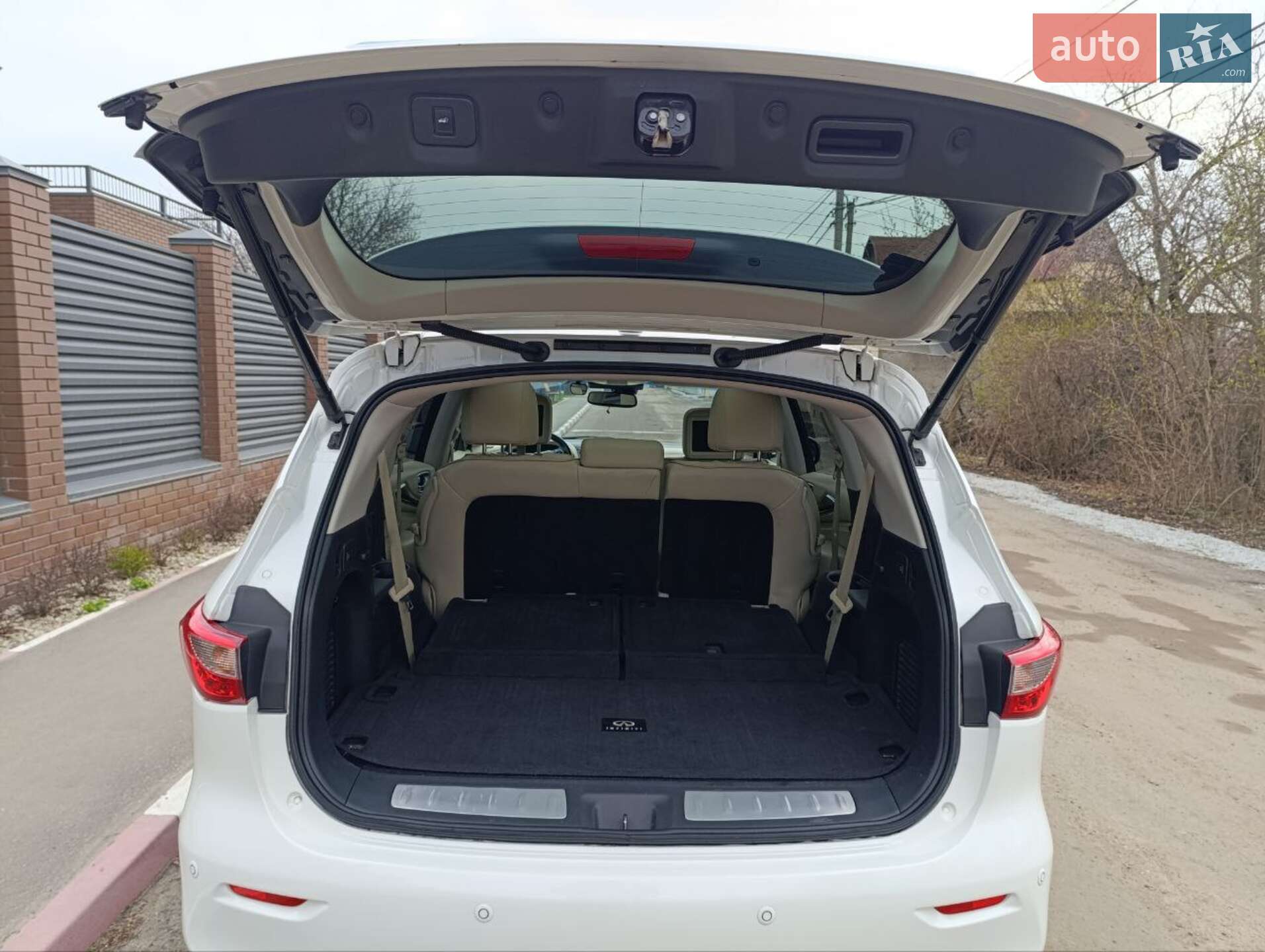 Infiniti QX60 2014 VIN 5N1AL0MM8FC504601 фото оголошення 16 з 24