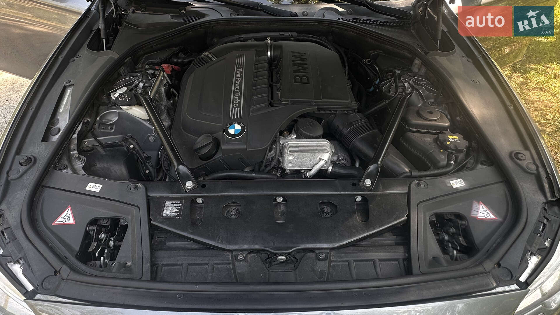 BMW 5 Series 2016 VIN WBA5B3C54GD549516 фото оголошення 15 з 36