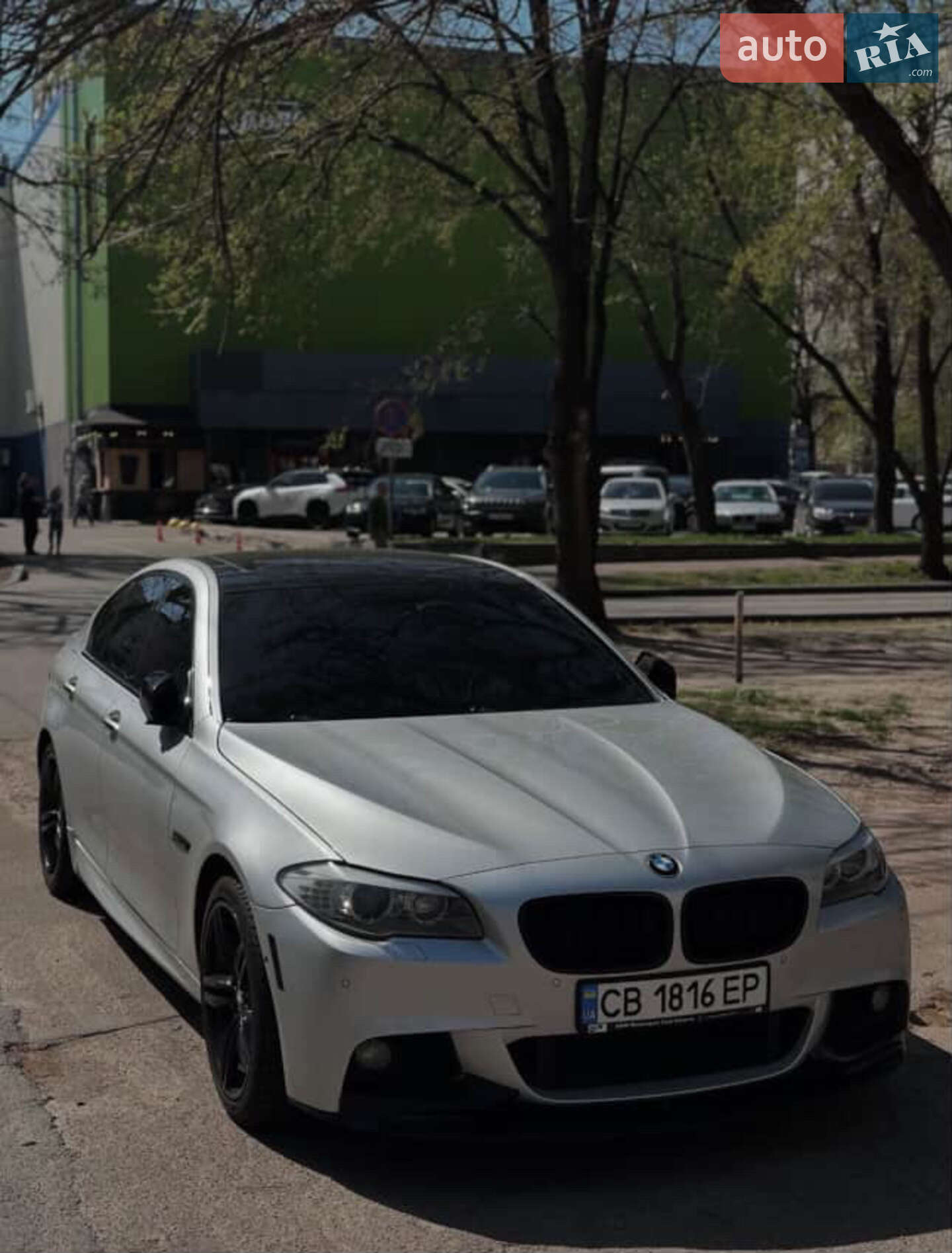 BMW 5 Series 2012 VIN WBAFR7C59CC811280 фото оголошення 3 з 39