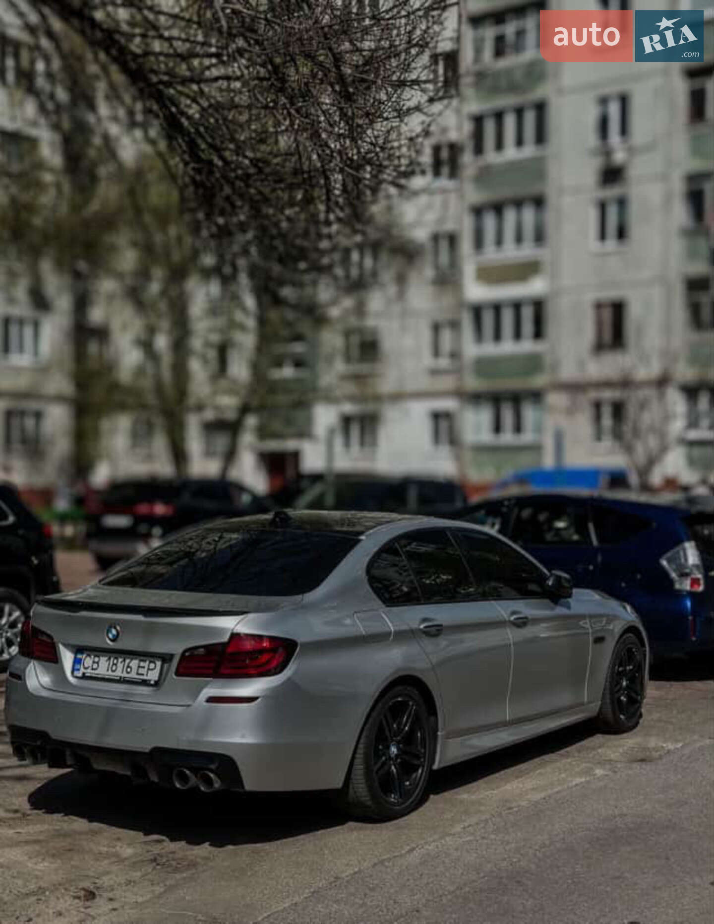 BMW 5 Series 2012 VIN WBAFR7C59CC811280 фото оголошення 4 з 39