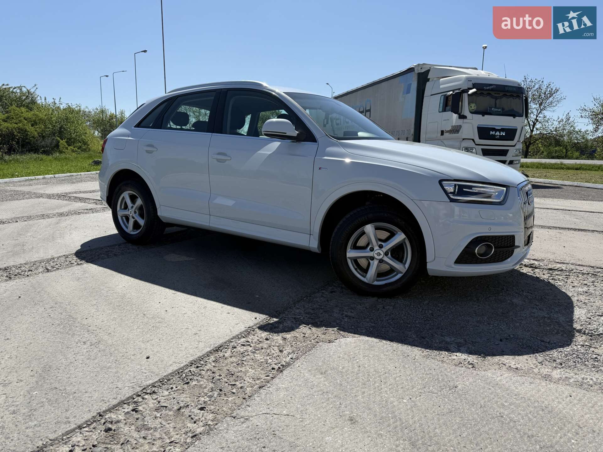 Audi Q3 2014 VIN WAUZZZ8U7ER081202 фото оголошення 16 з 62