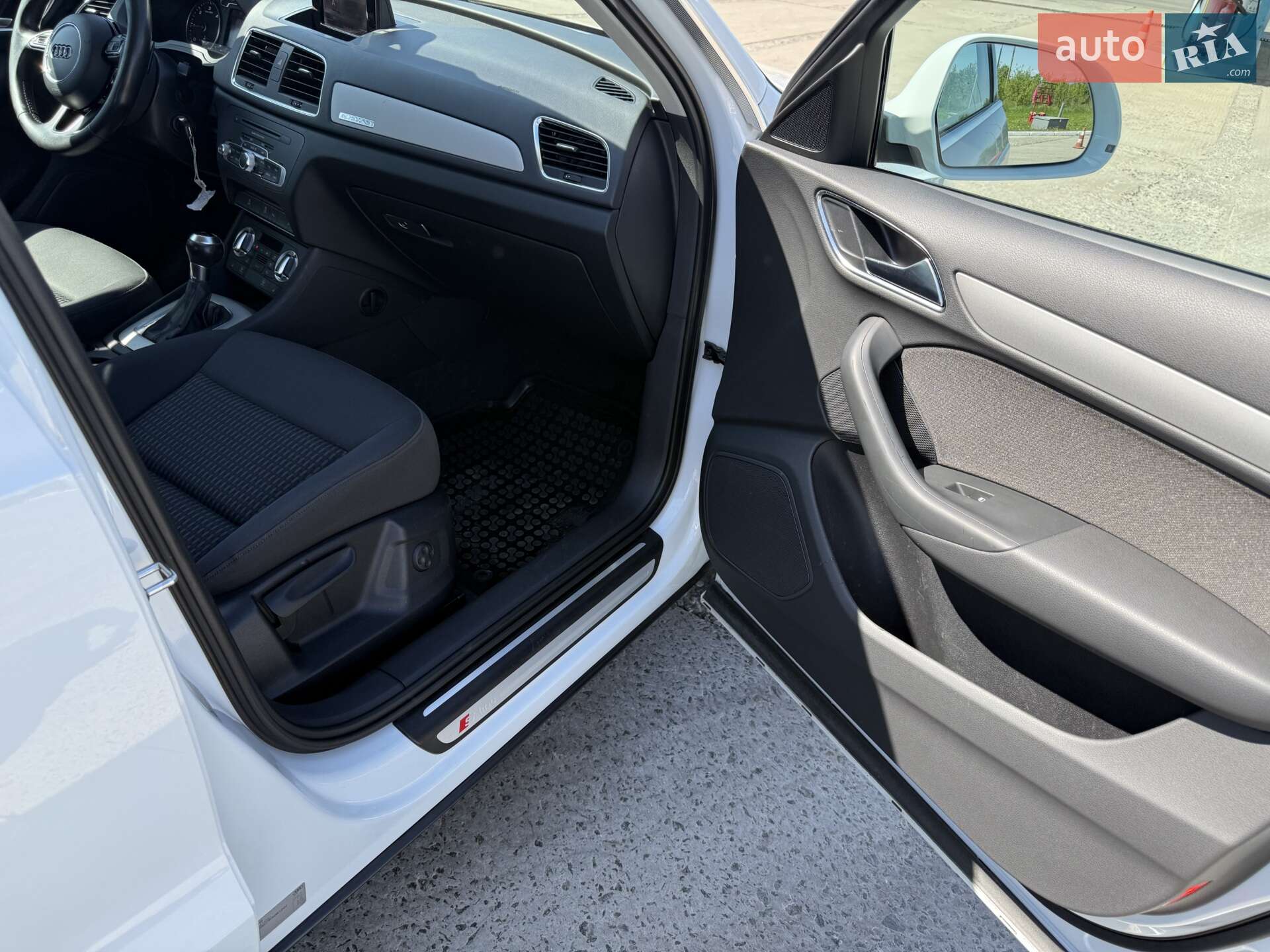 Audi Q3 2014 VIN WAUZZZ8U7ER081202 фото оголошення 47 з 62